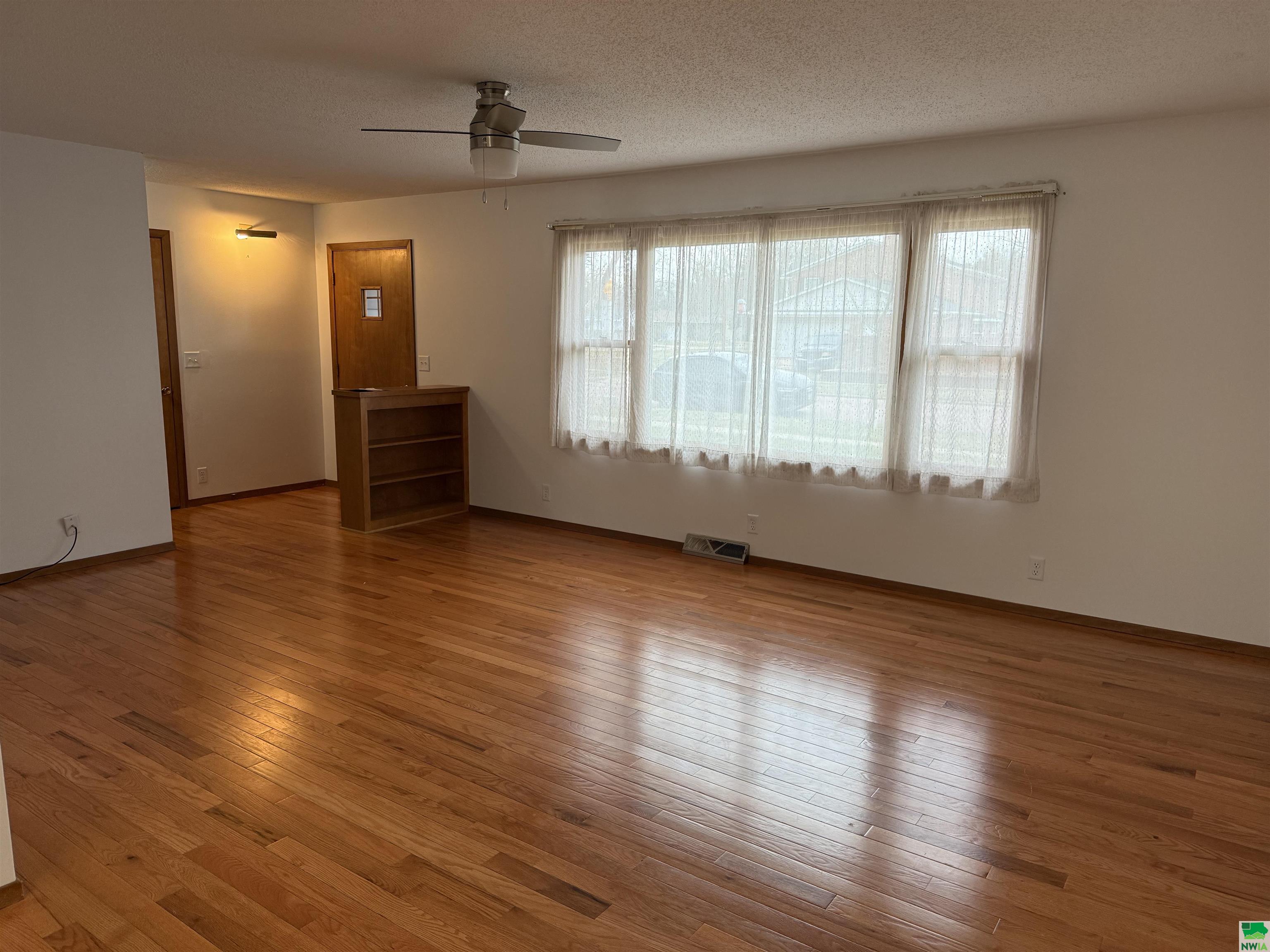 MLS #828154