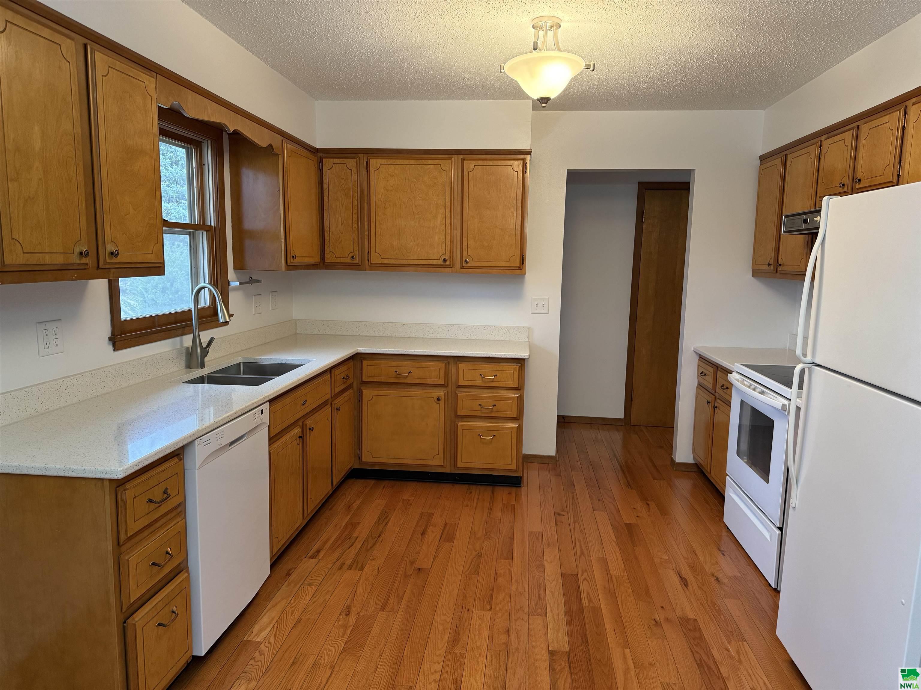 MLS #828154