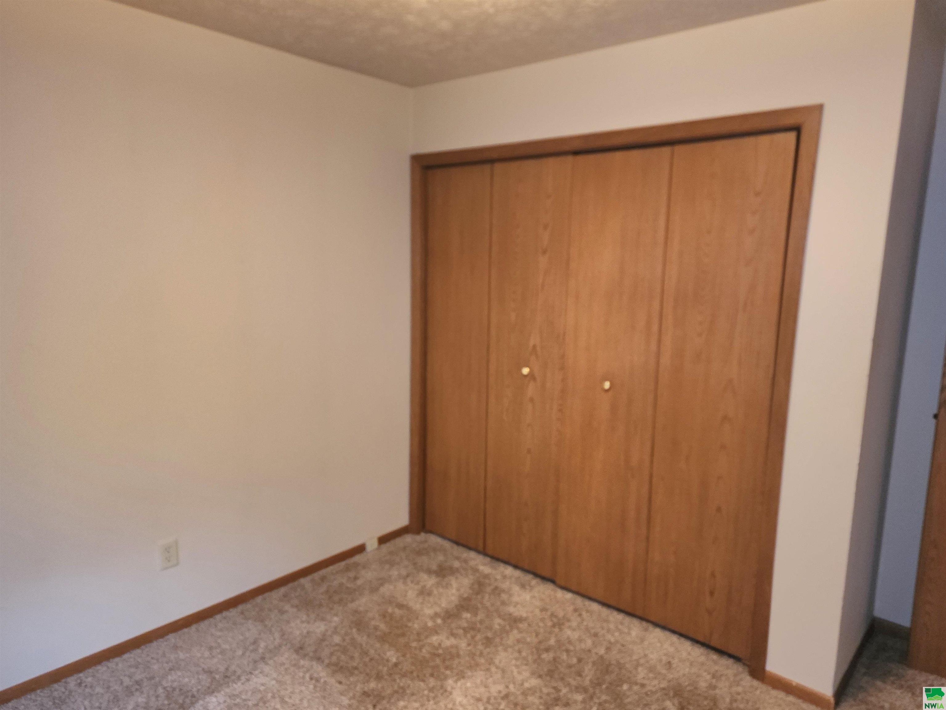 MLS #828158