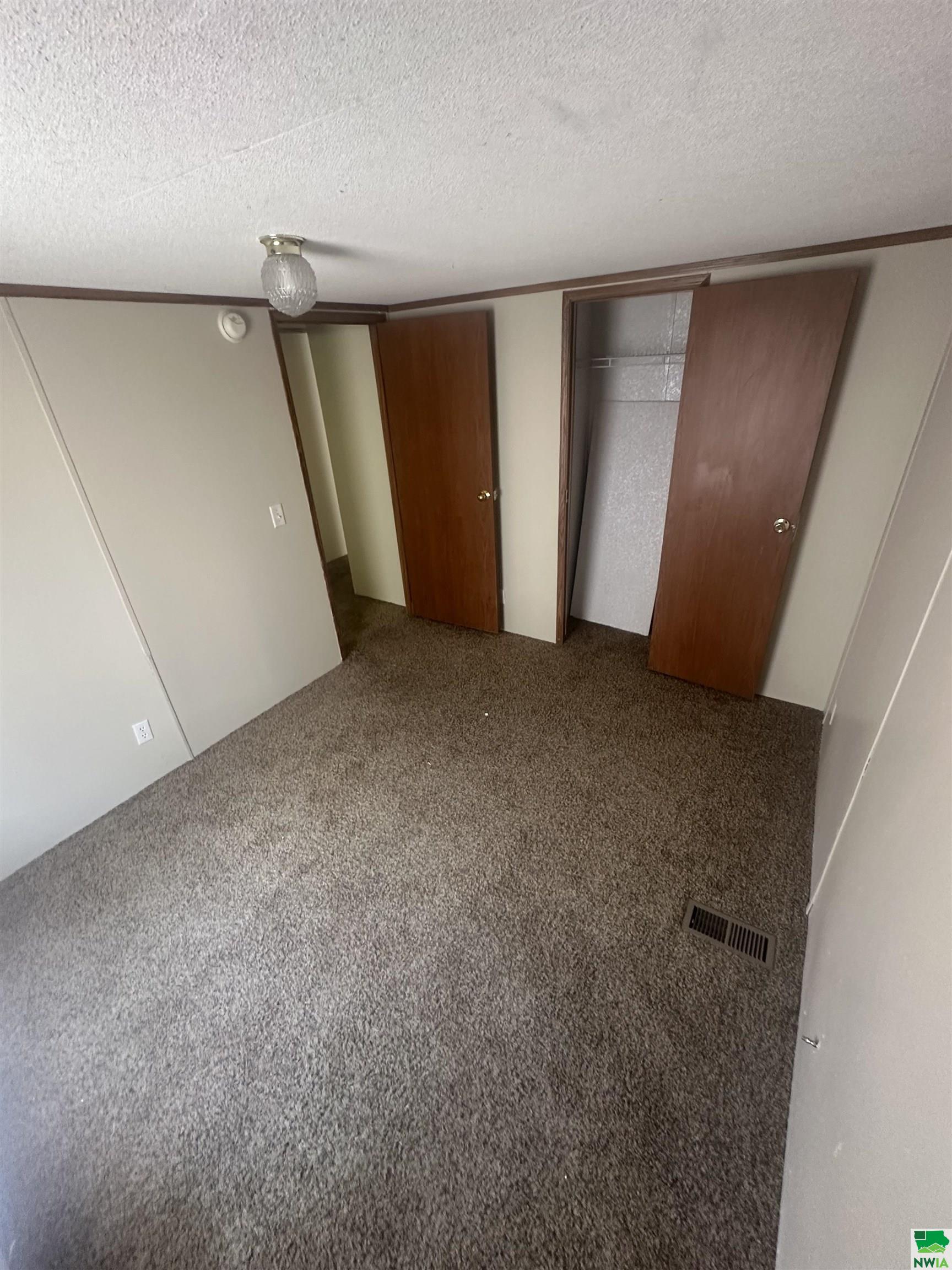 MLS #828161