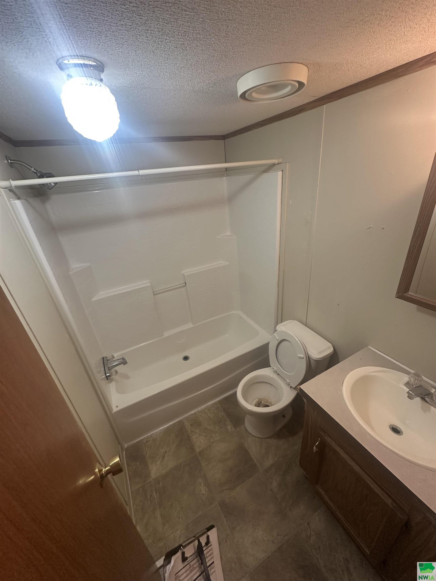 MLS #828161