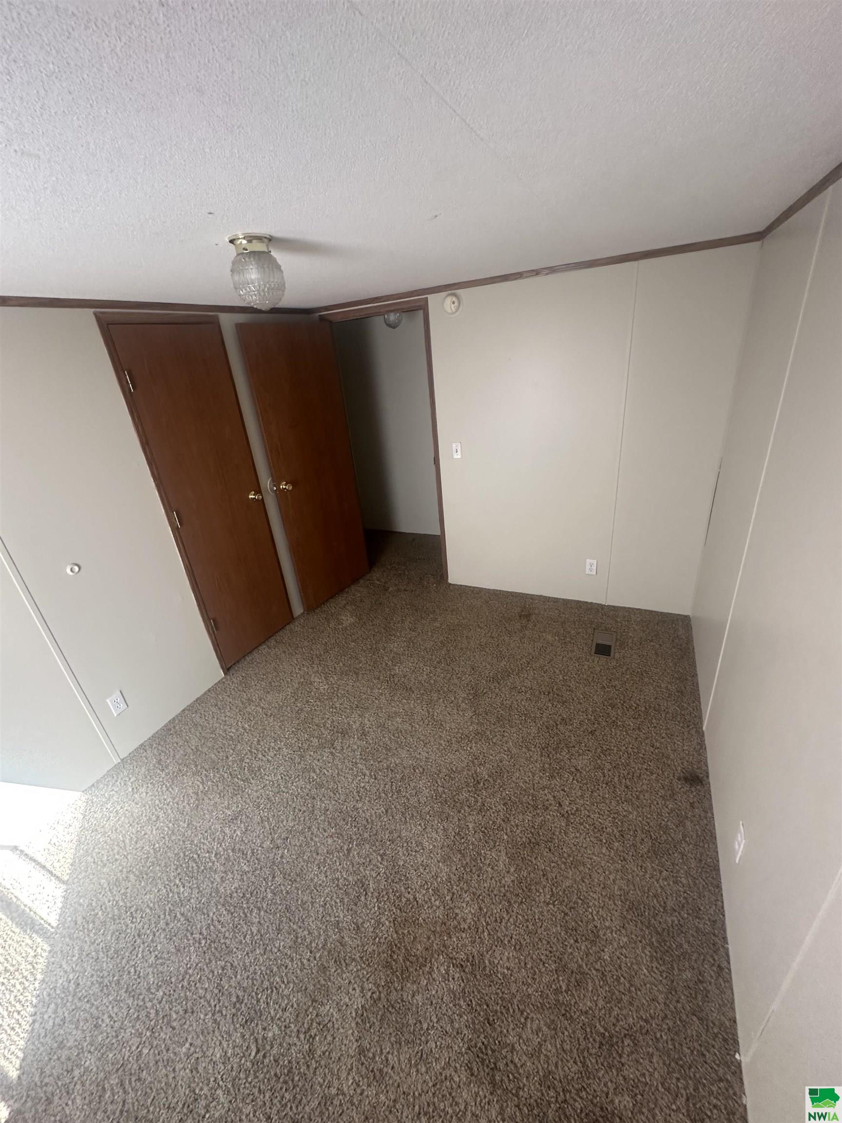 MLS #828161