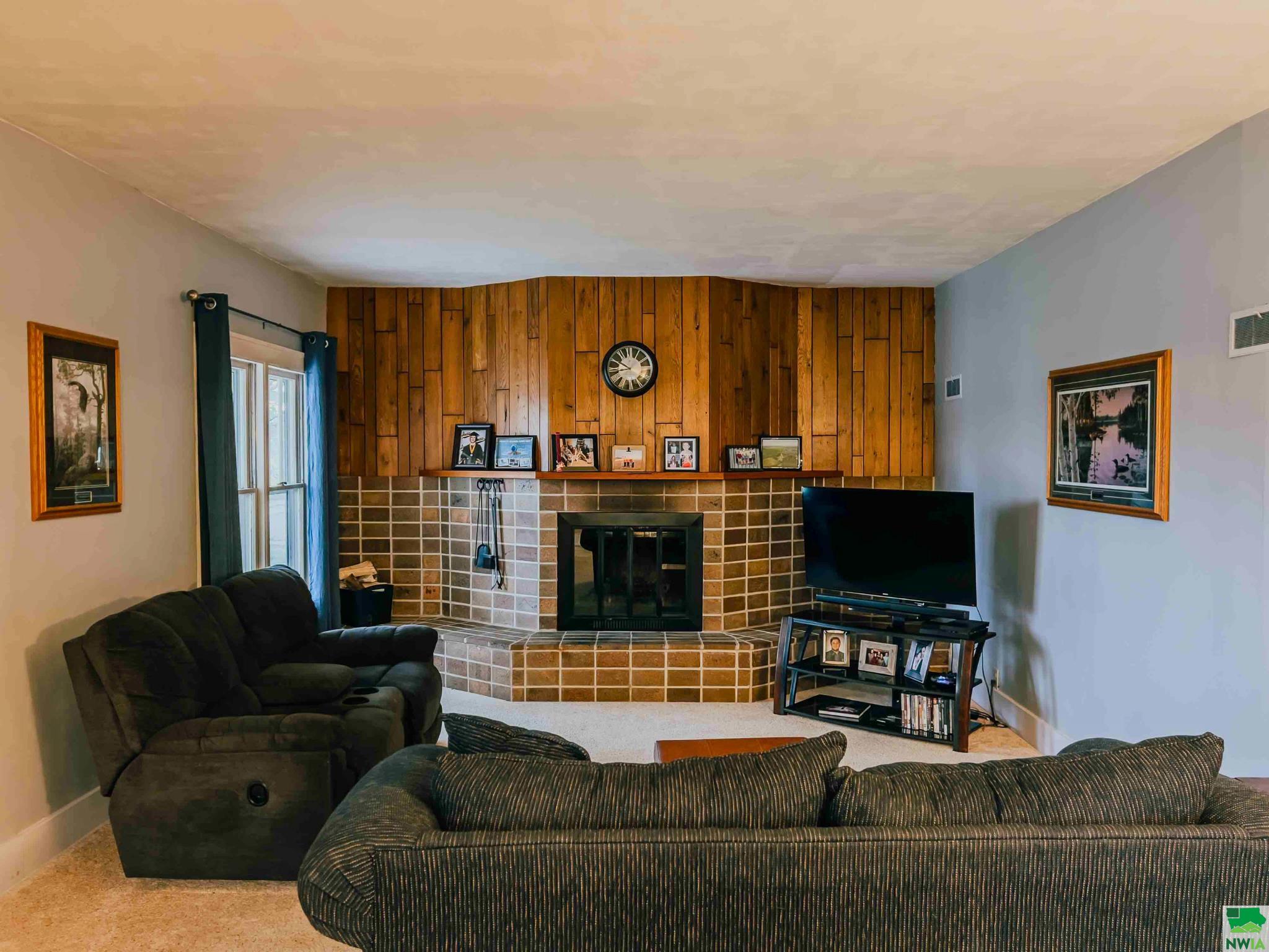 MLS #828163