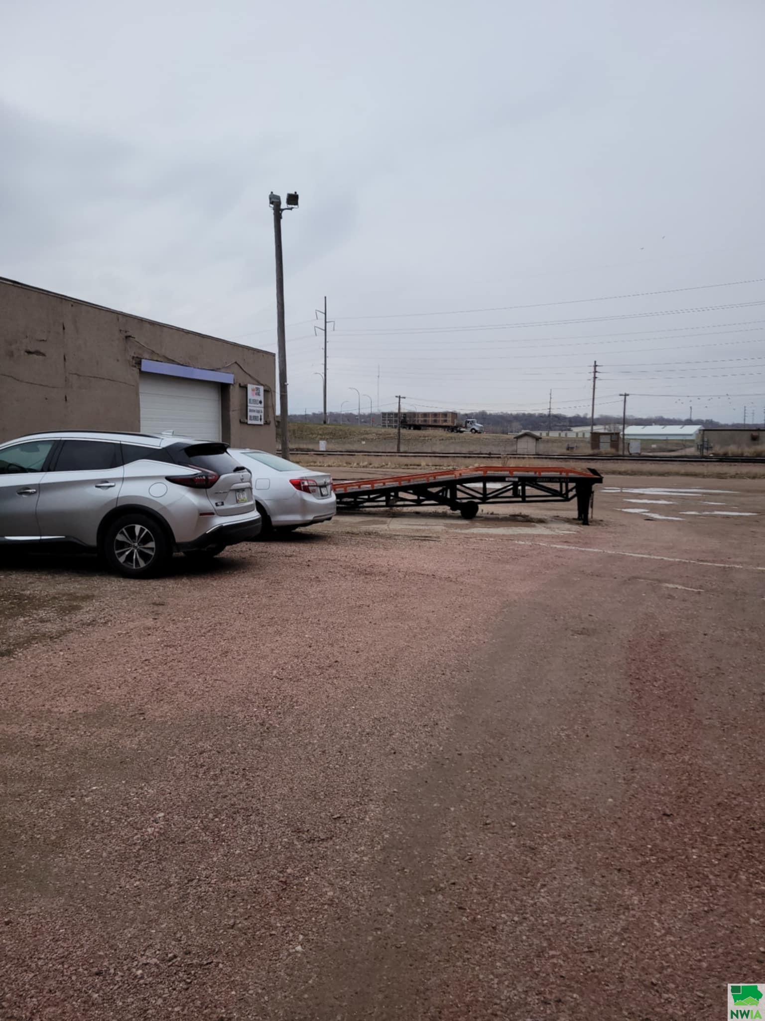 1300 4th St, Sioux City, IA 51101 