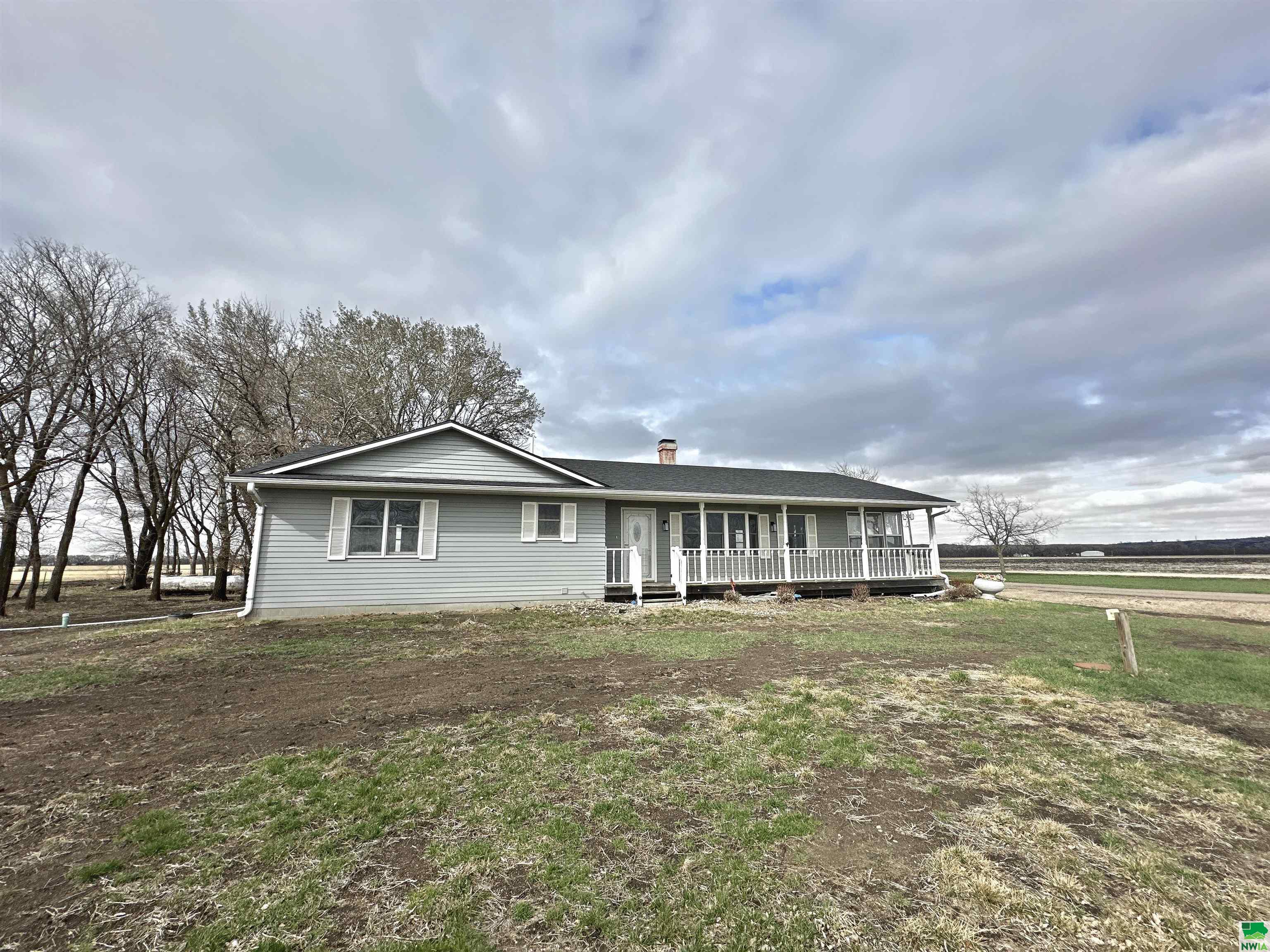 47952 325TH ST, Elk Point, SD 57025 