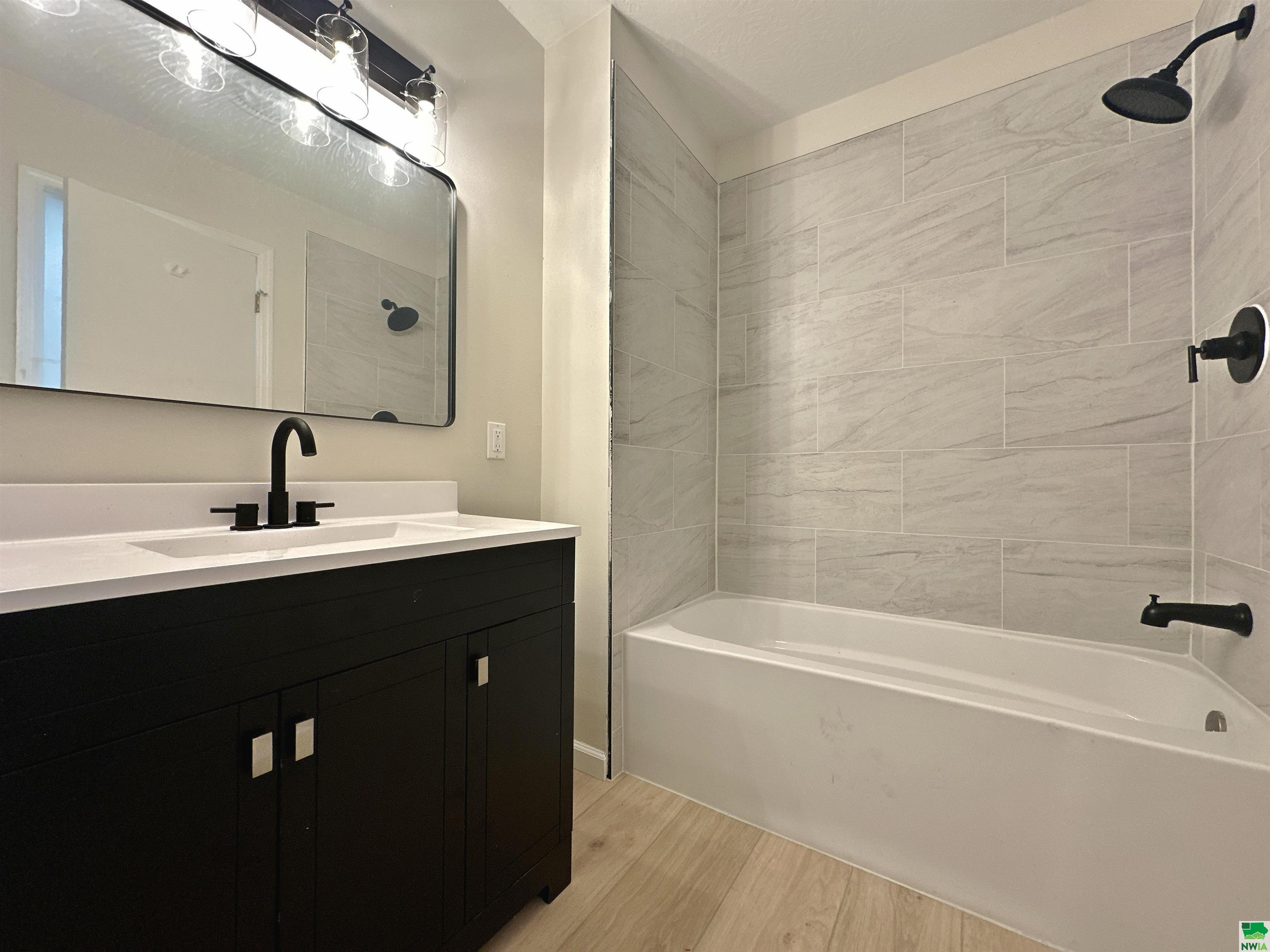 MLS #828168