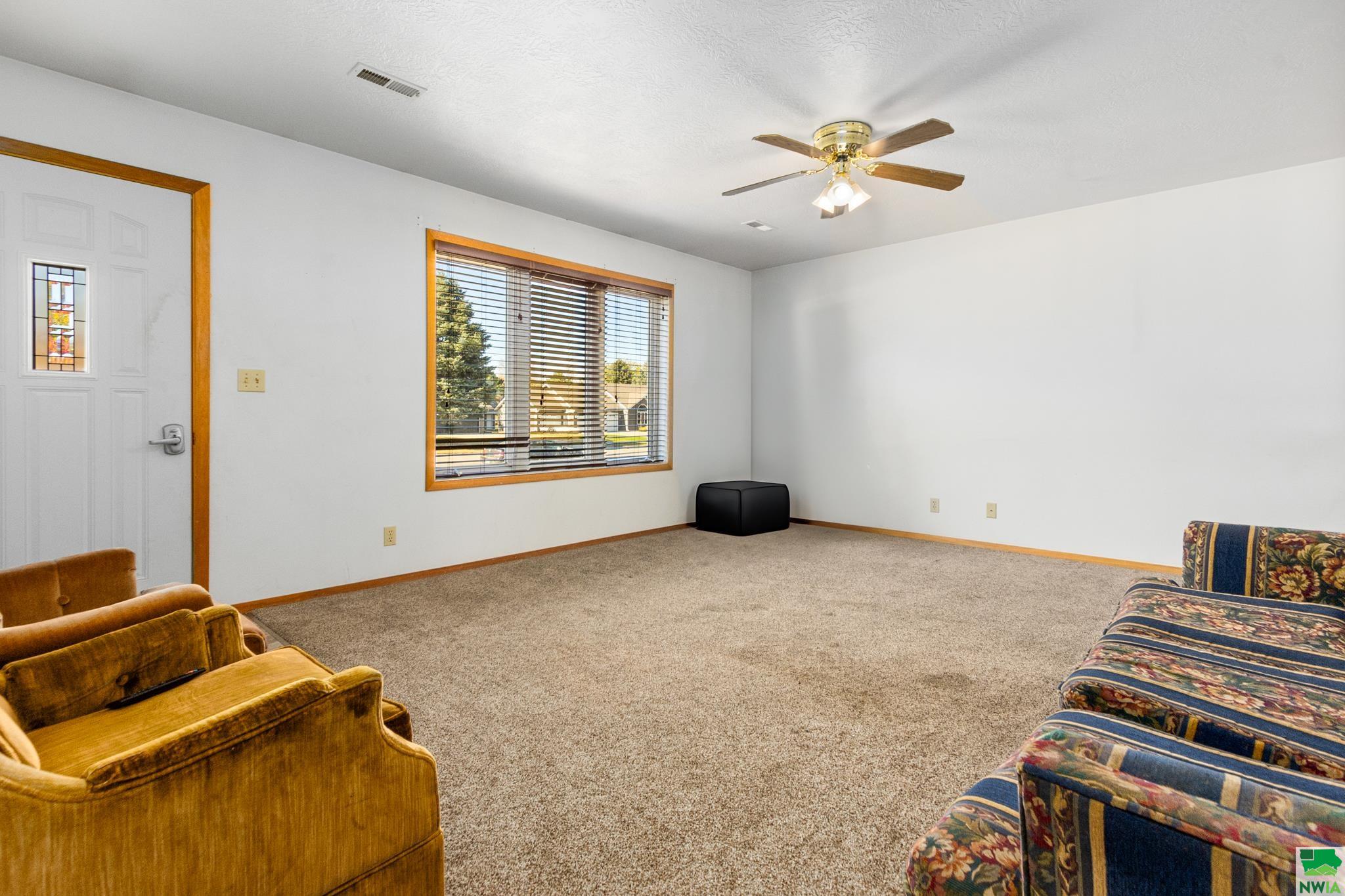 MLS #828175