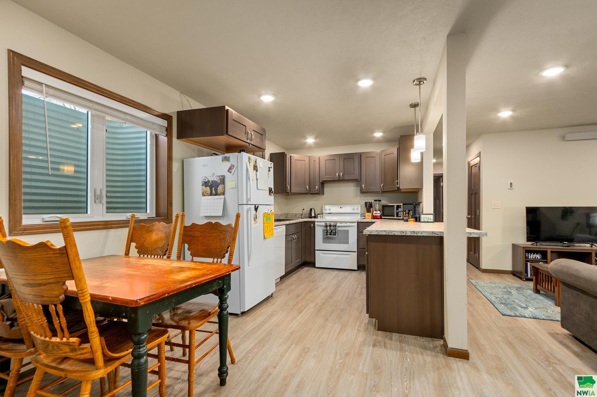 MLS #828175