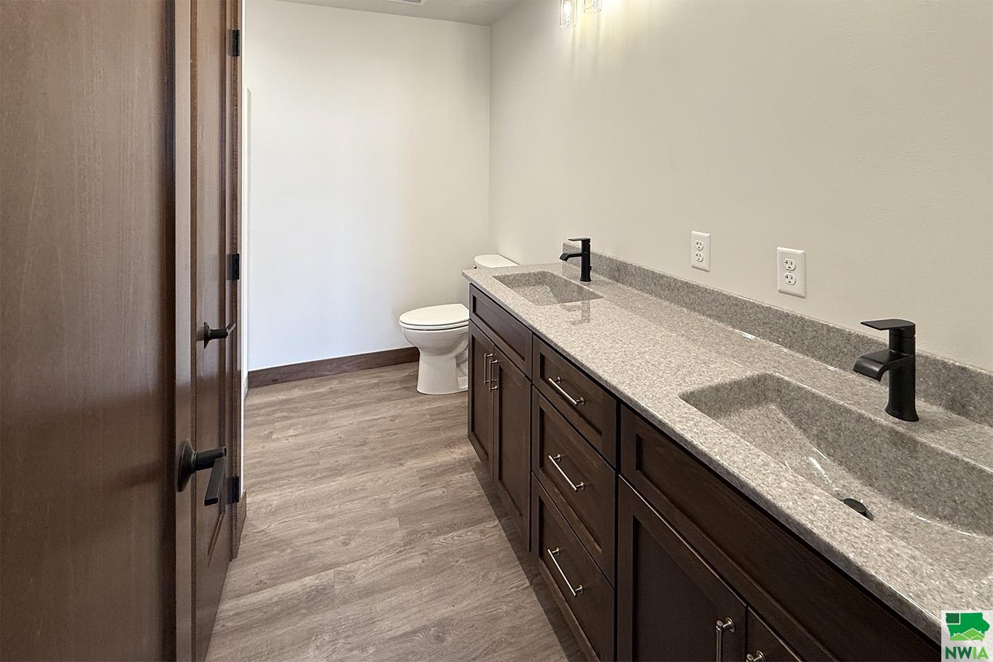 MLS #828181