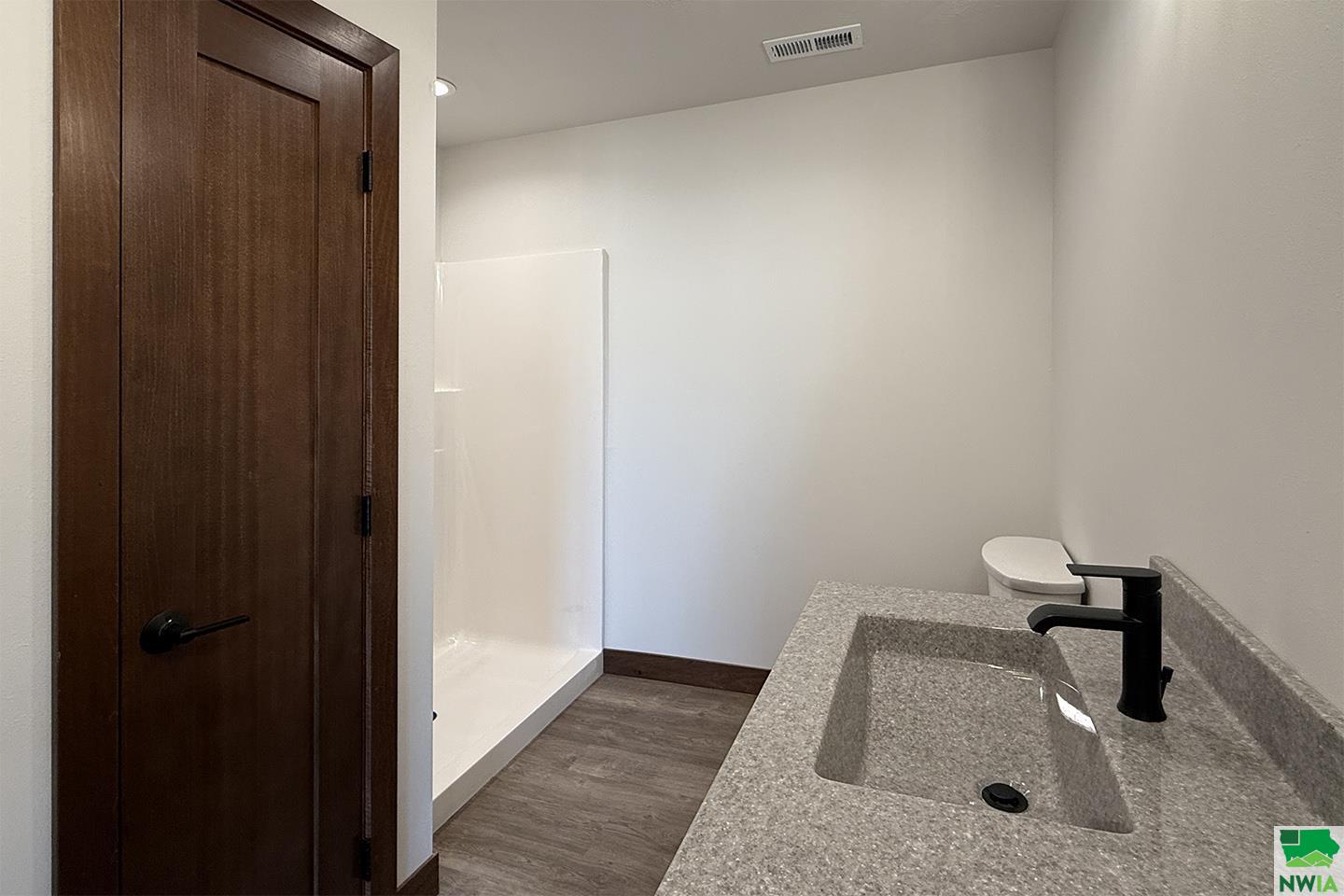 MLS #828181