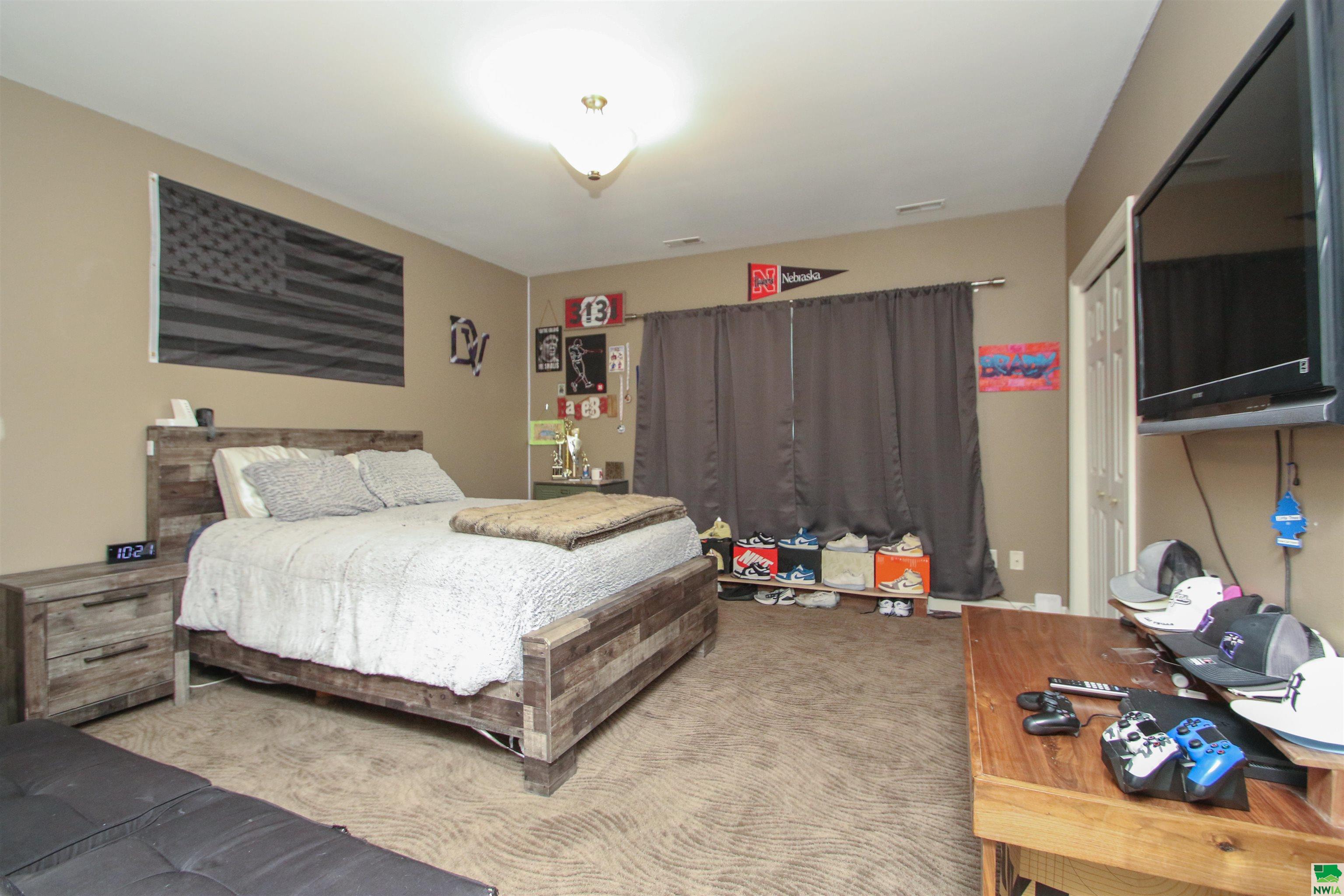 MLS #828183