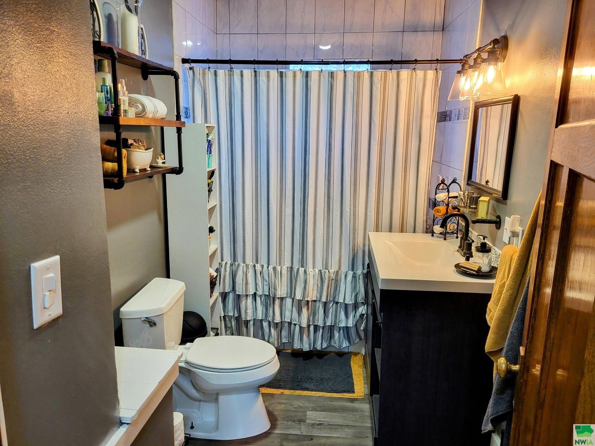 MLS #828187