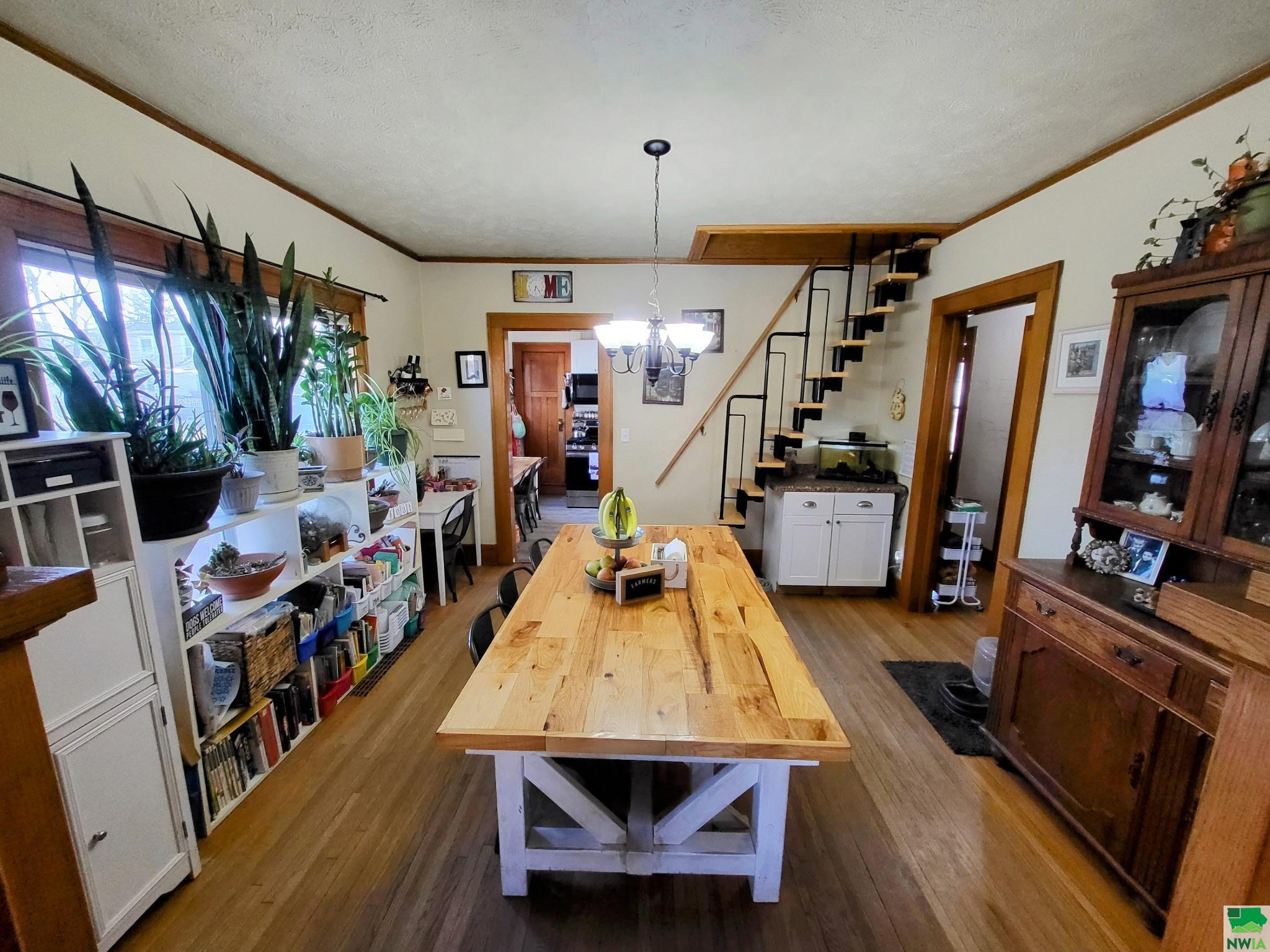 MLS #828187