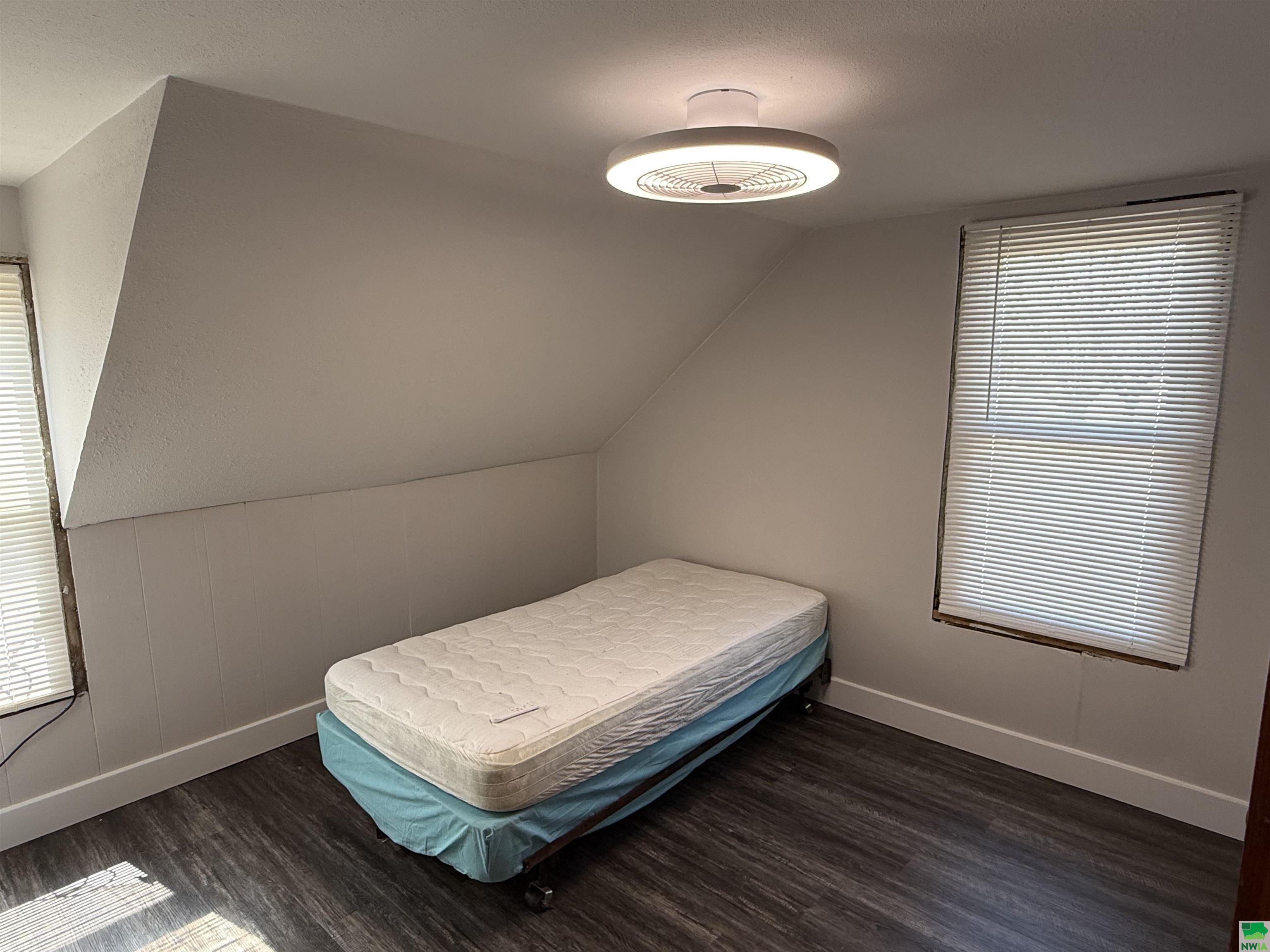 MLS #828190