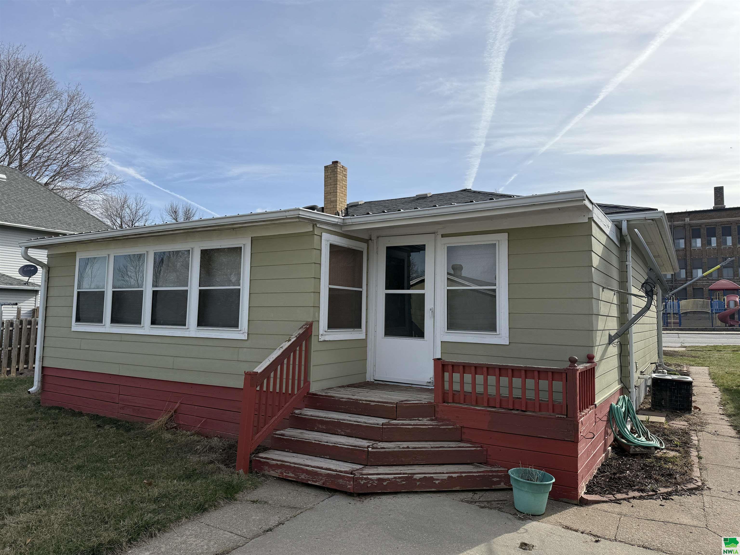 MLS #828191