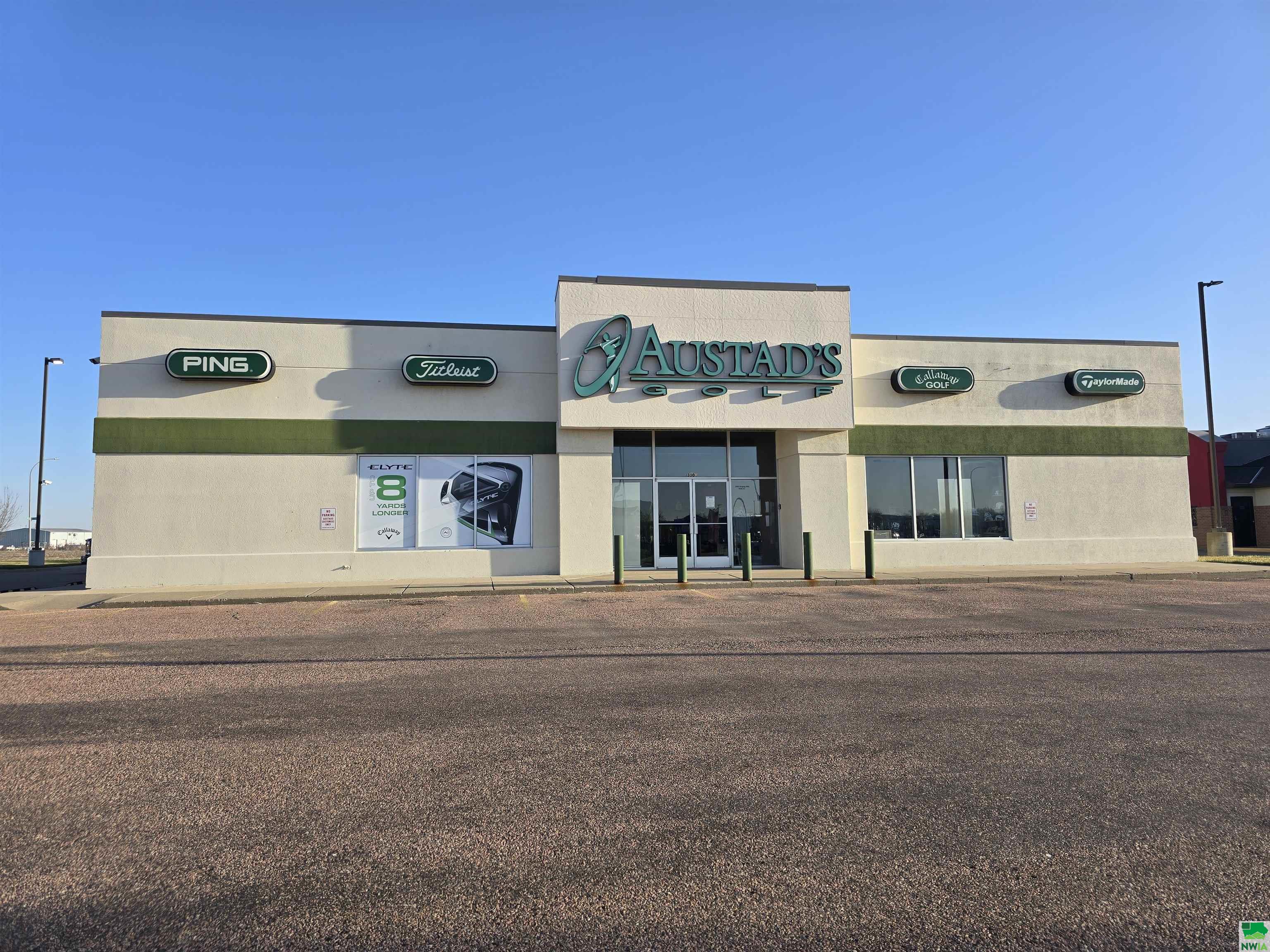 3301 Singing Hills Boulevard, Sioux City, IA 51106 