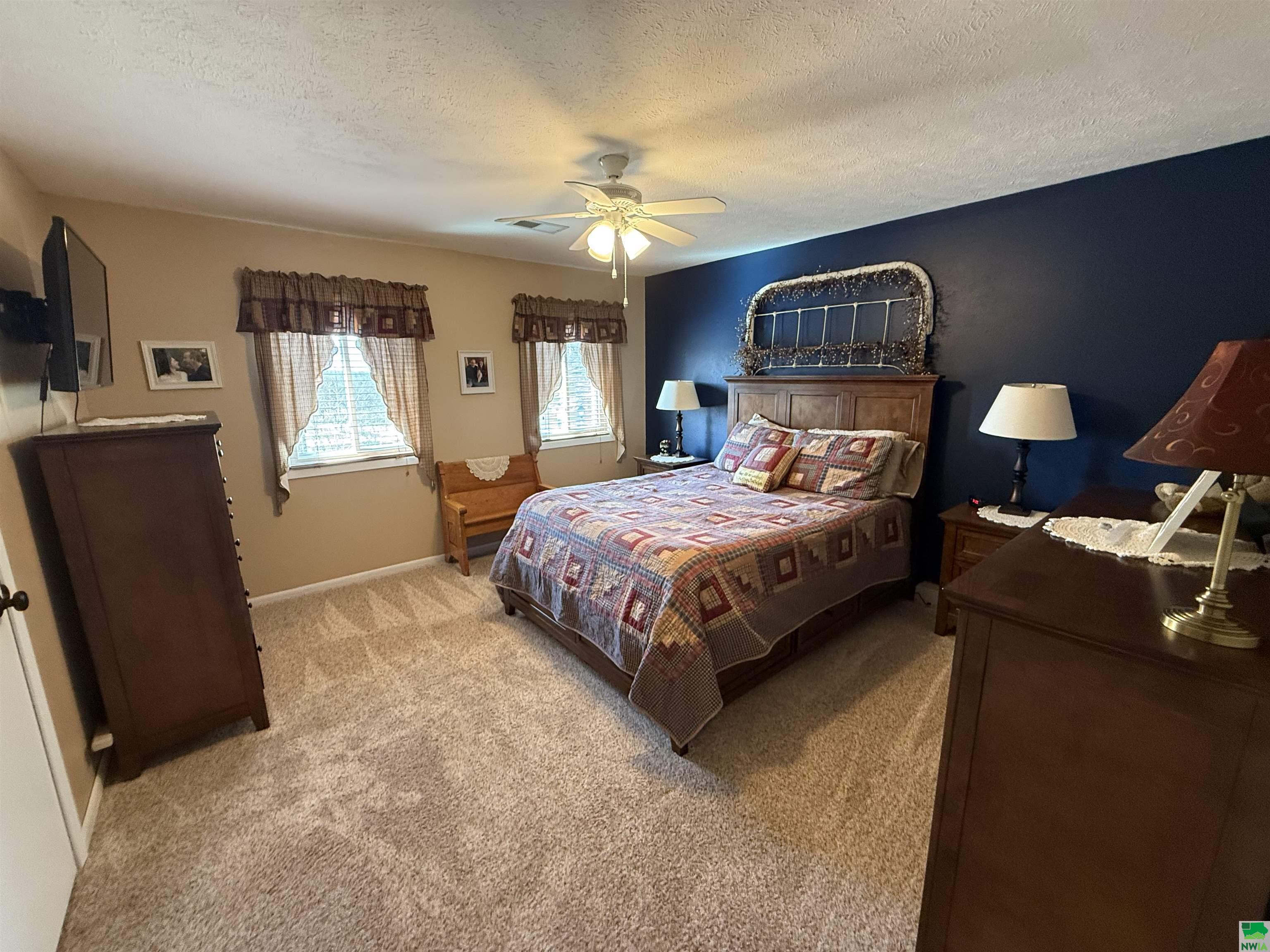 MLS #828195