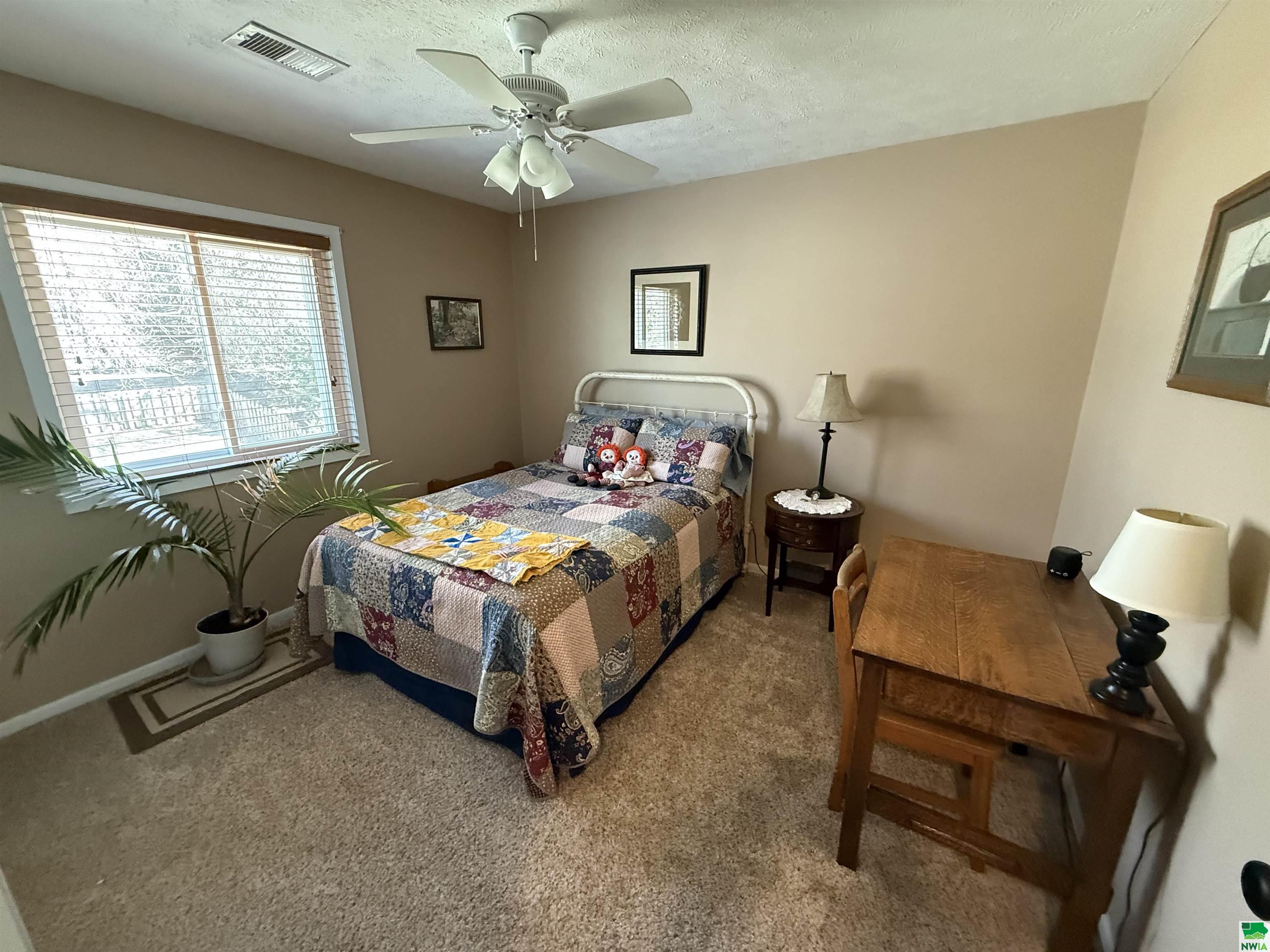 MLS #828195