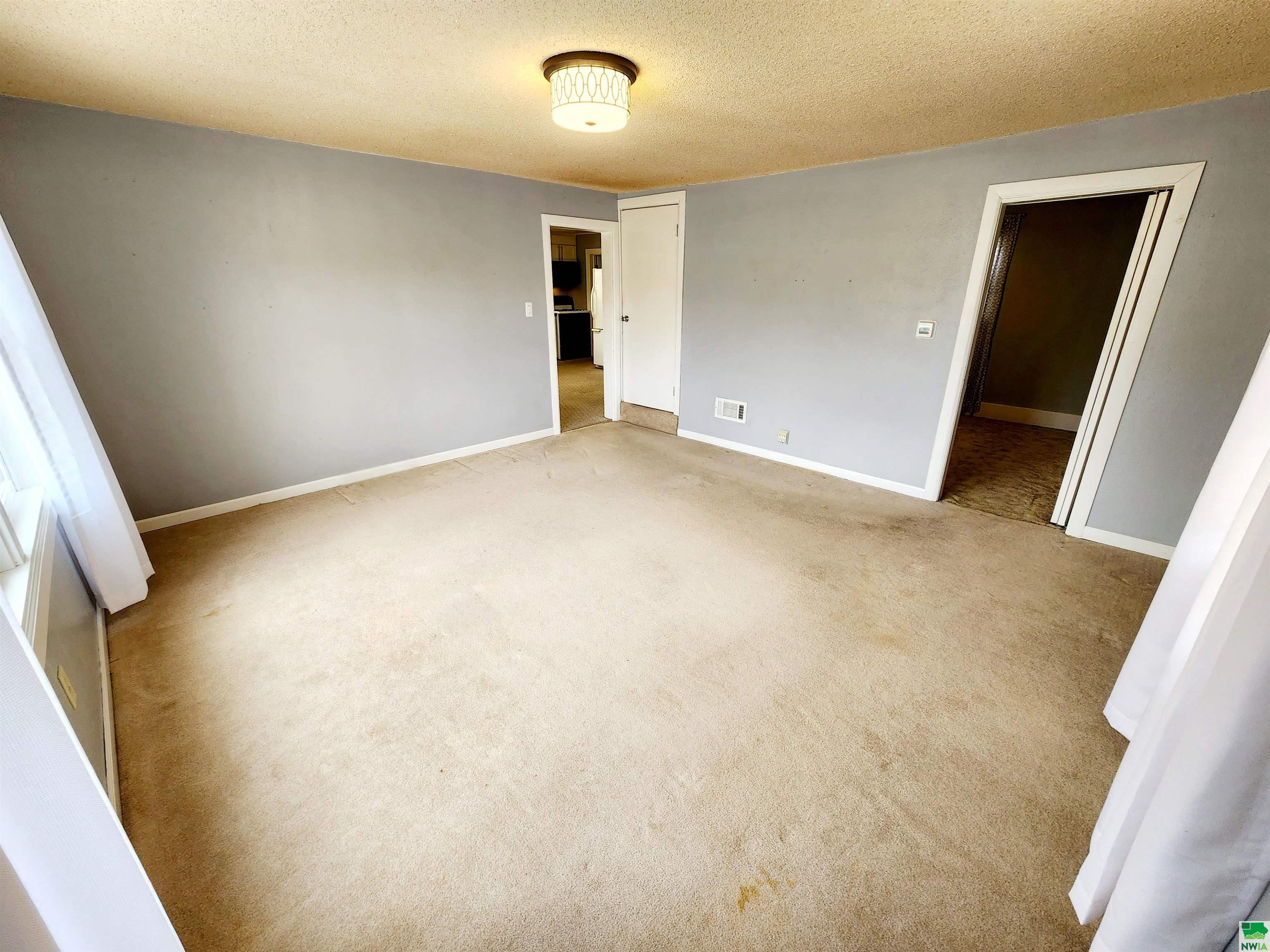 MLS #828197