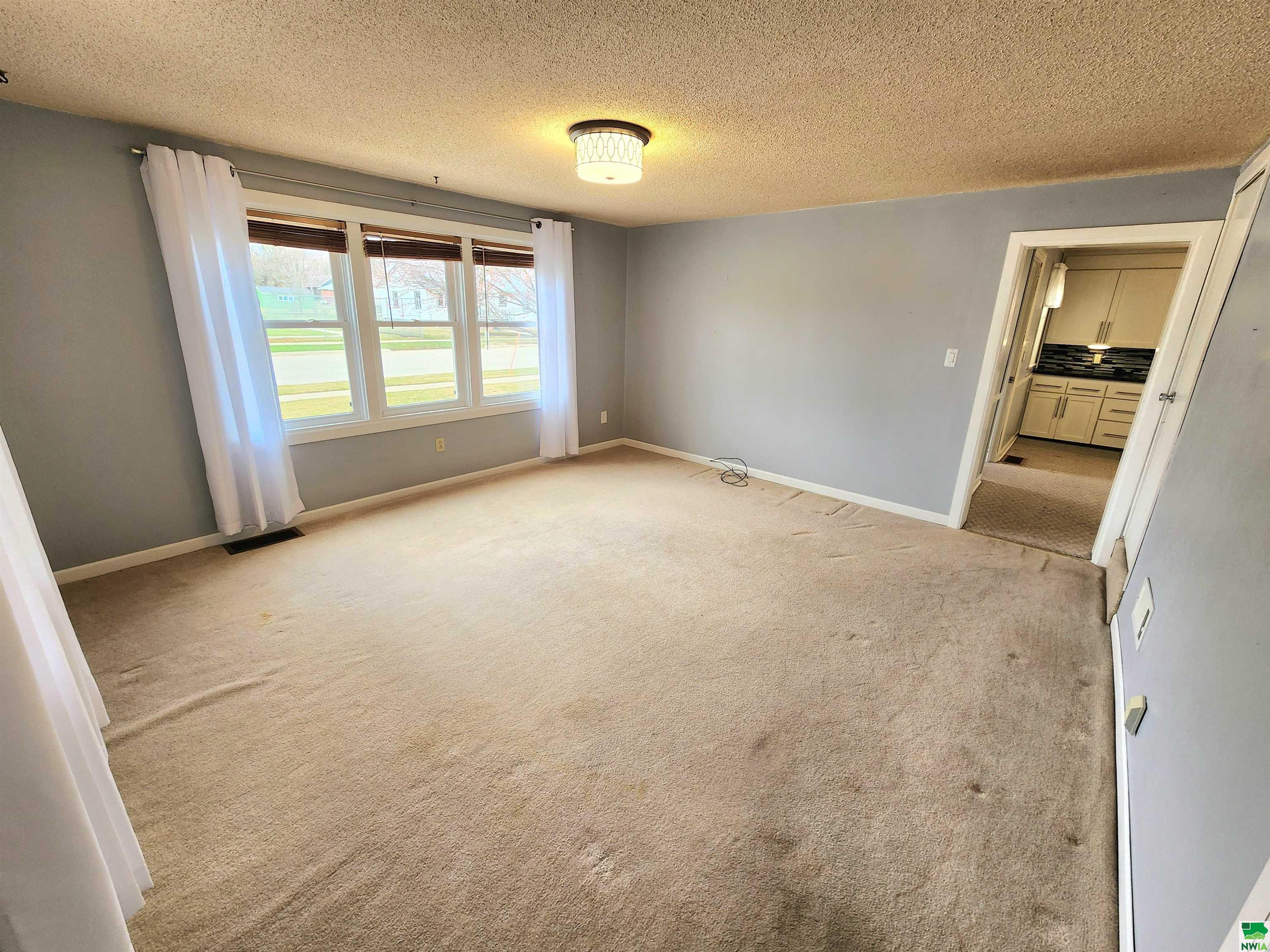 MLS #828197