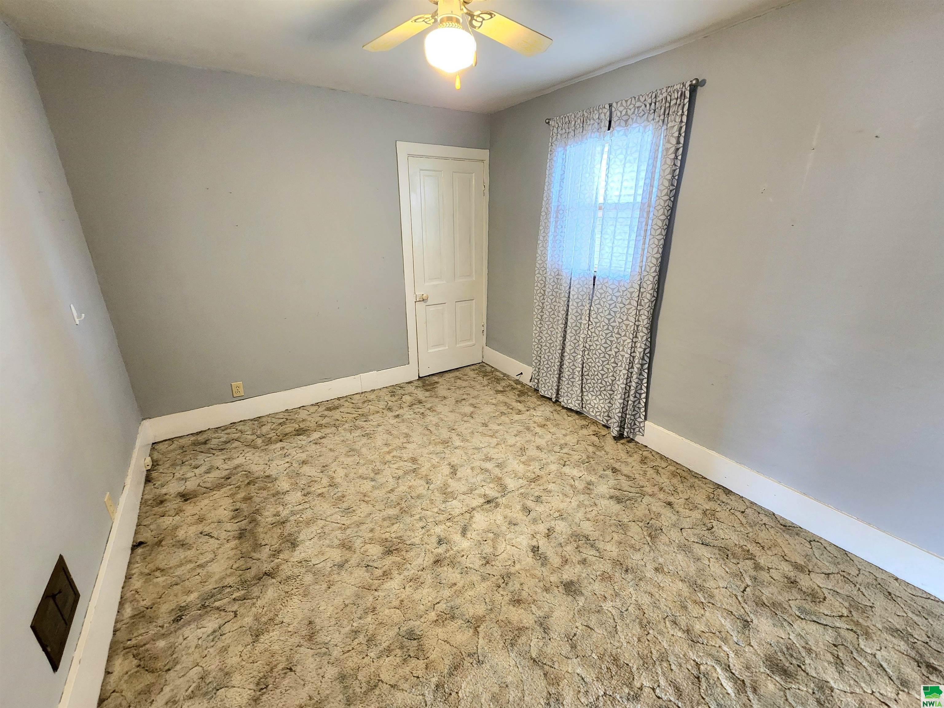 MLS #828197