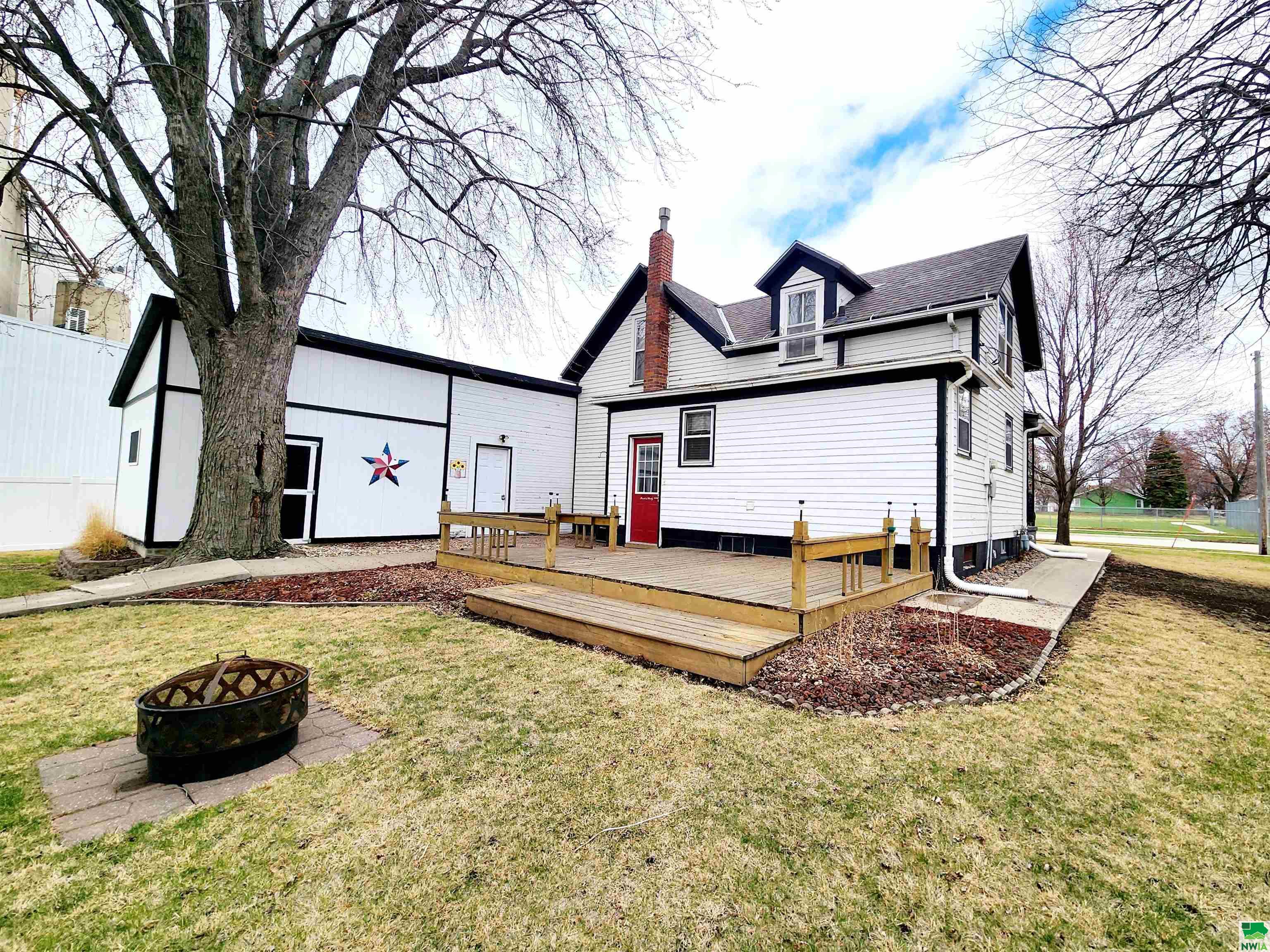 MLS #828197