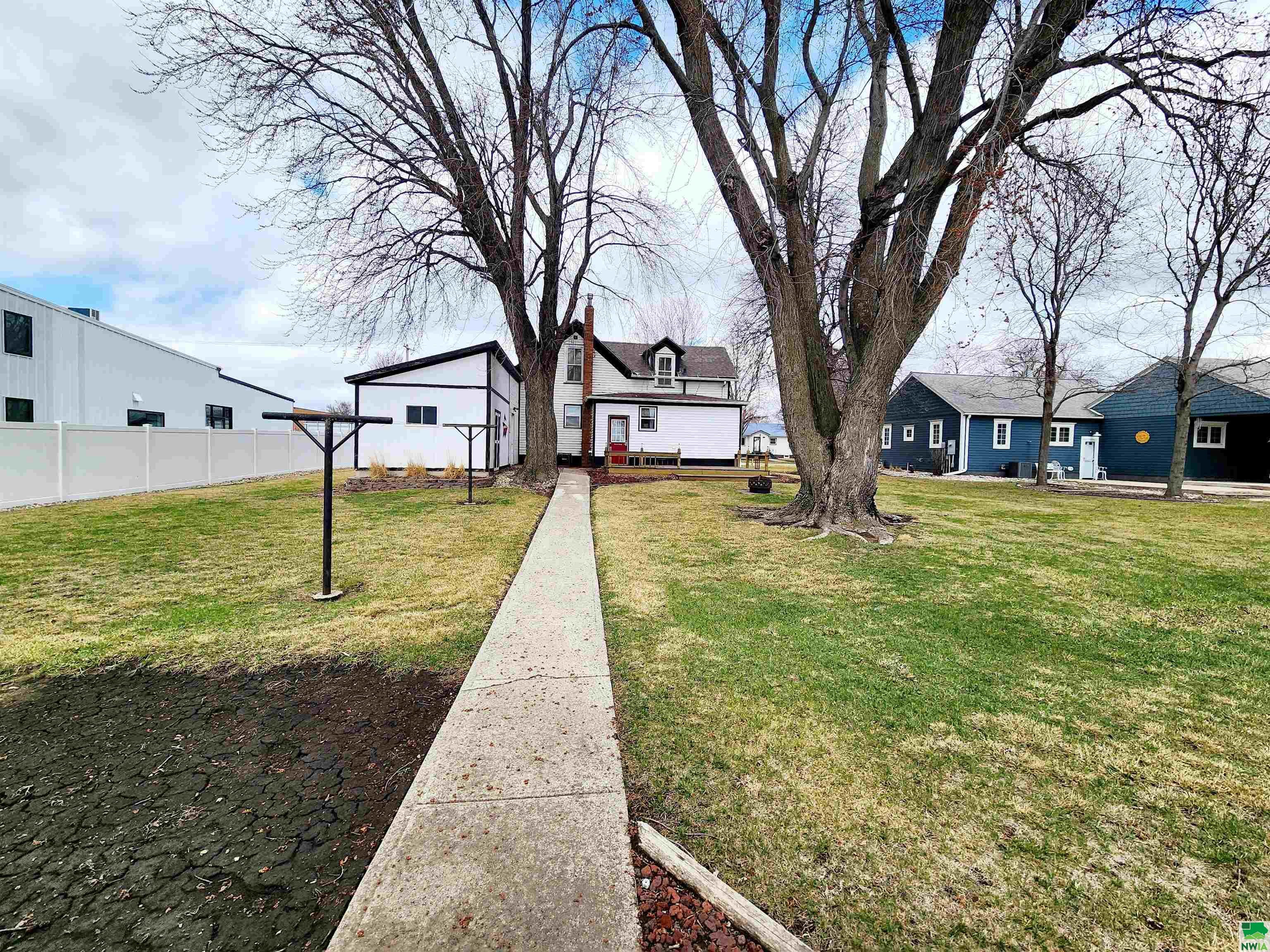 MLS #828197