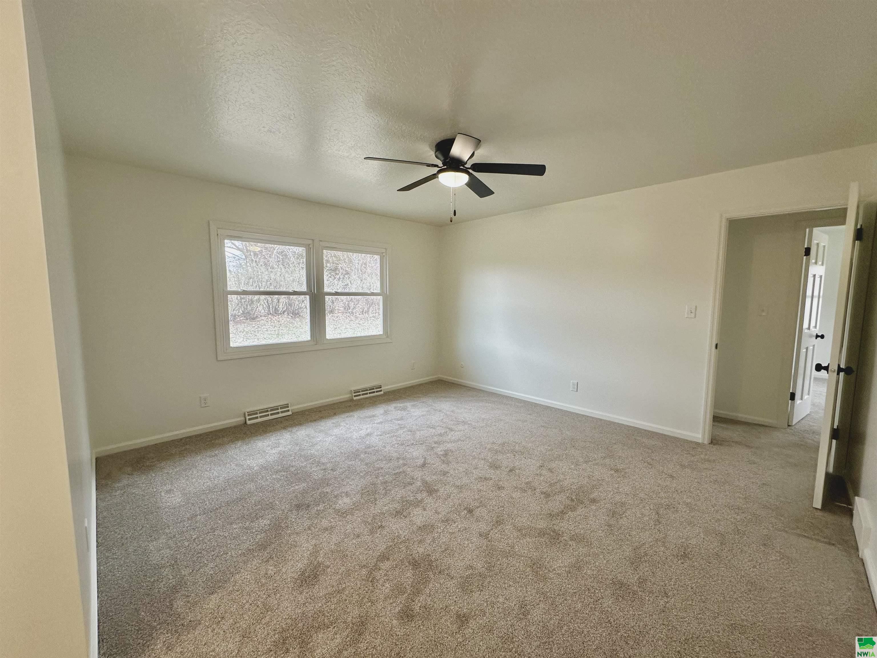 MLS #828201