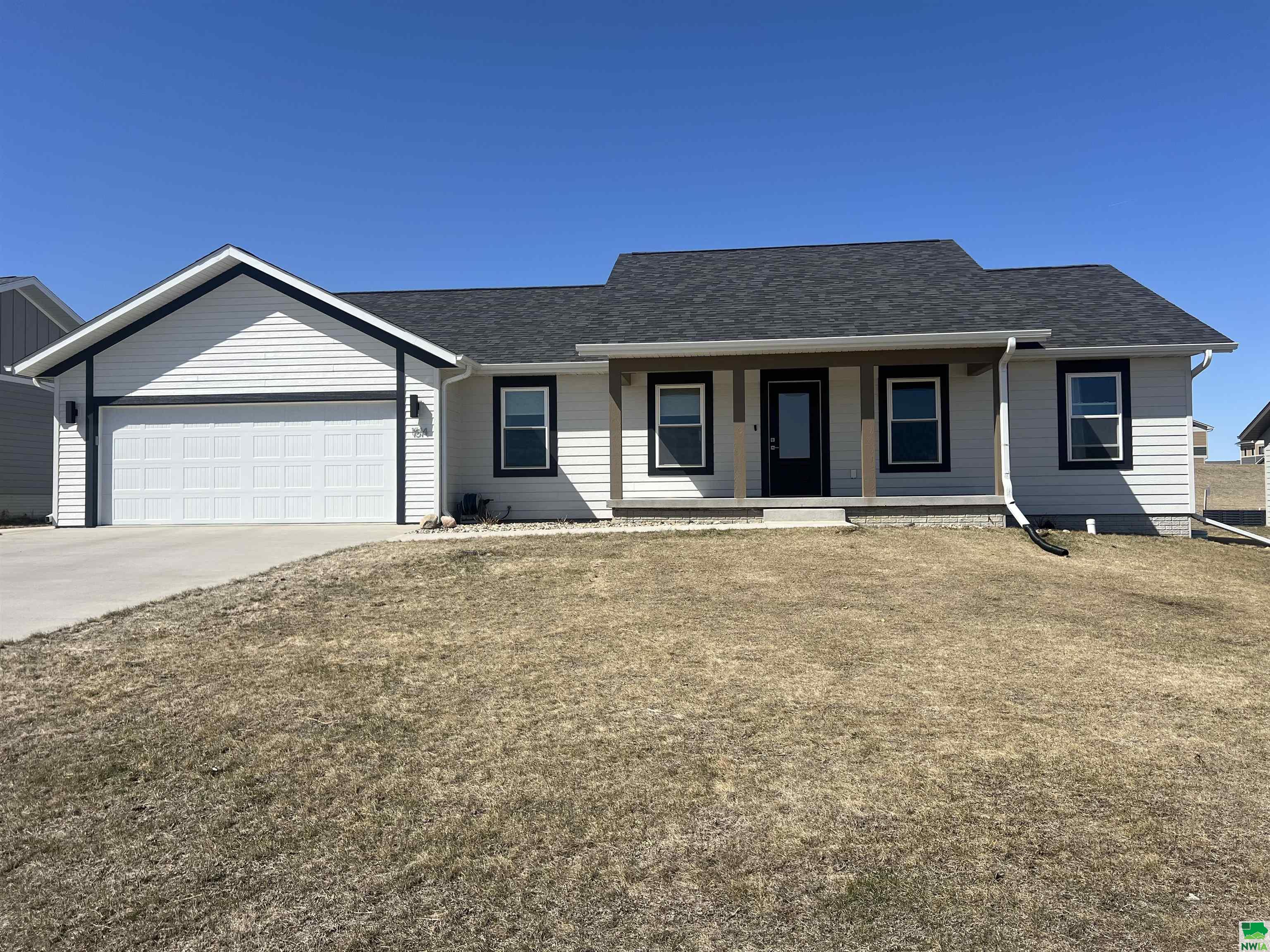 1514 Lincoln Pl SE, Orange City, IA 51041 