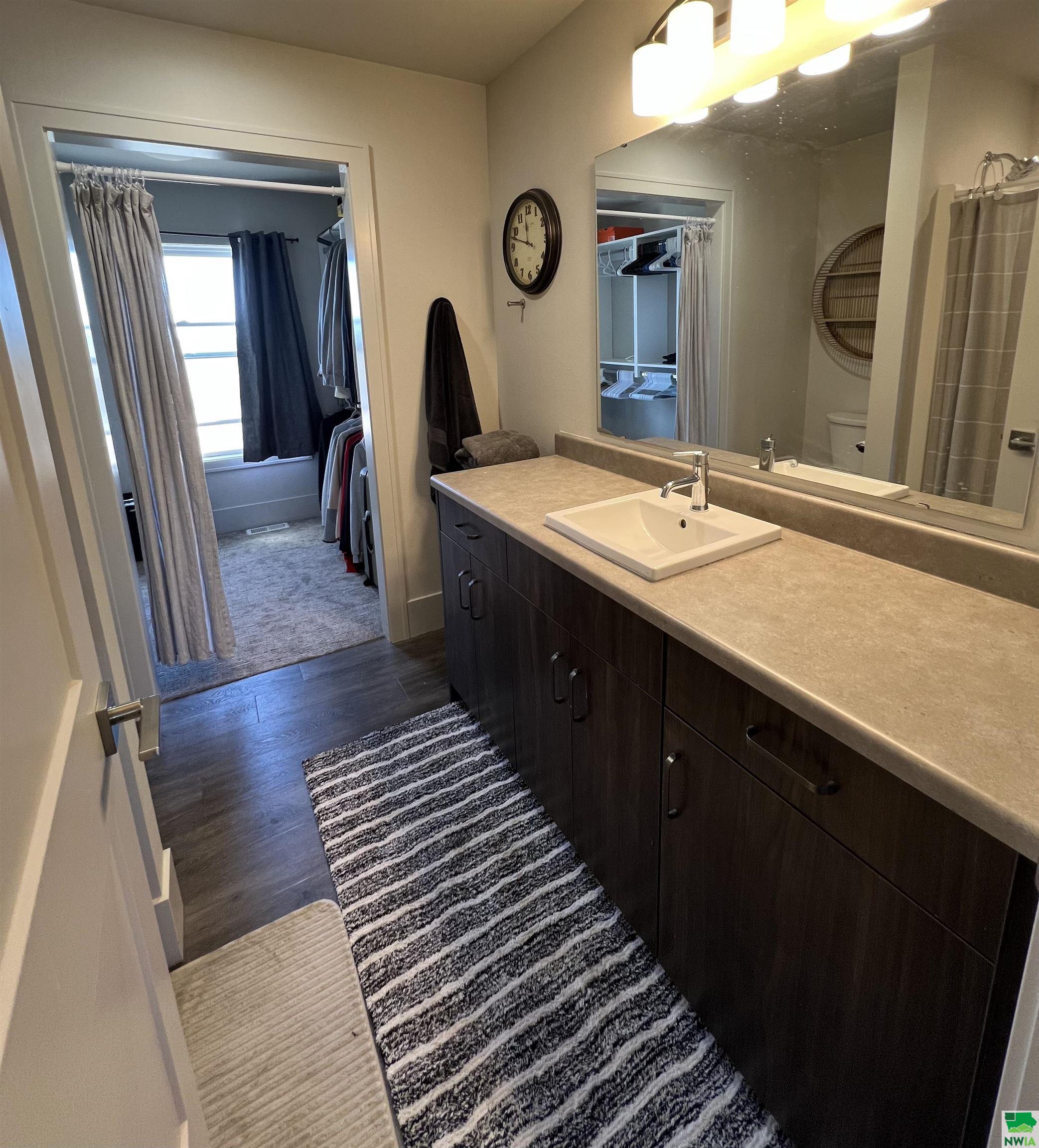 MLS #828206