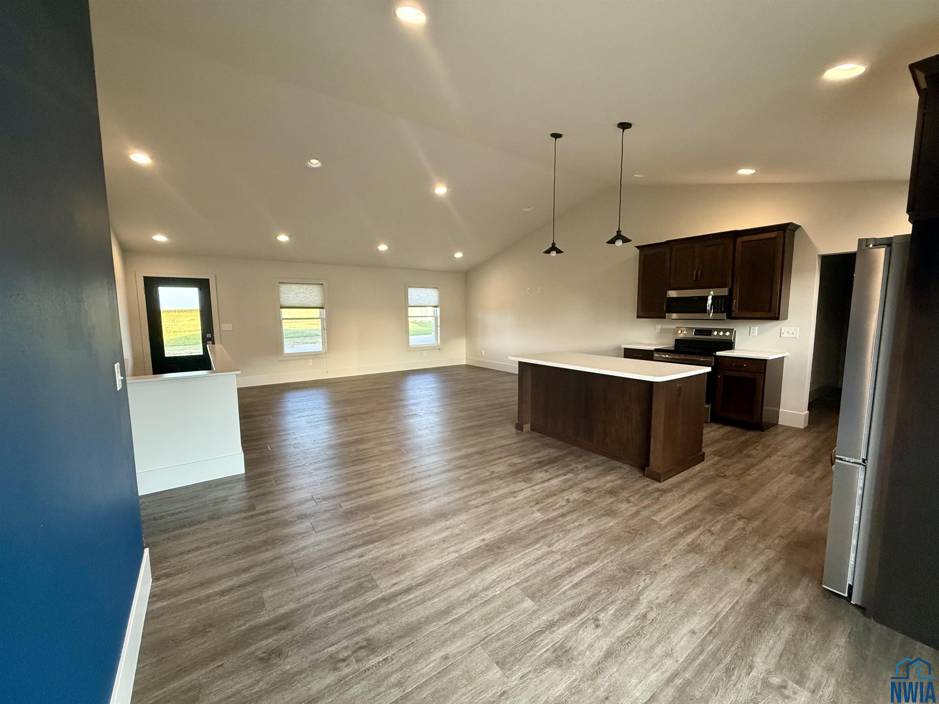MLS #828206