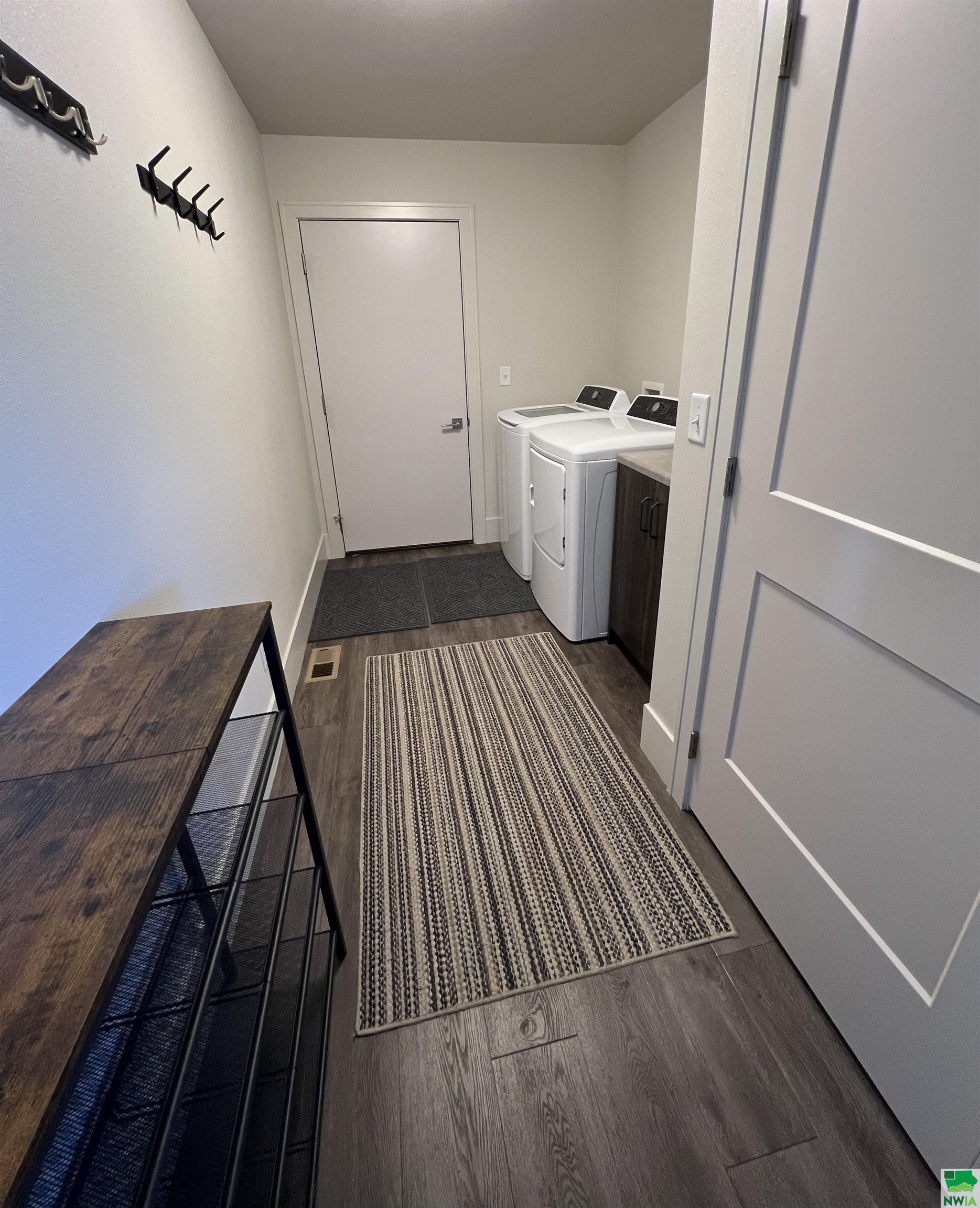 MLS #828206
