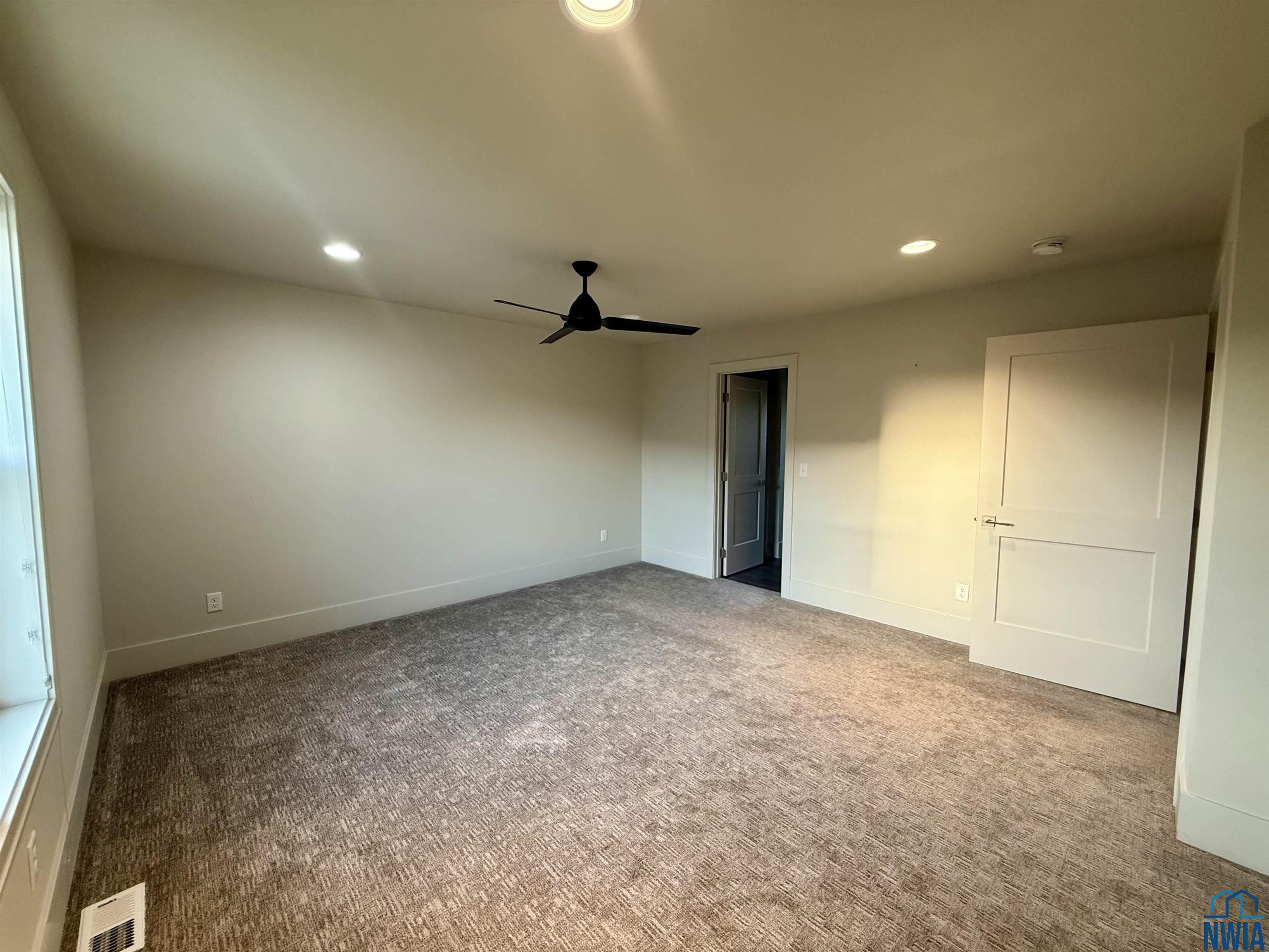 MLS #828206