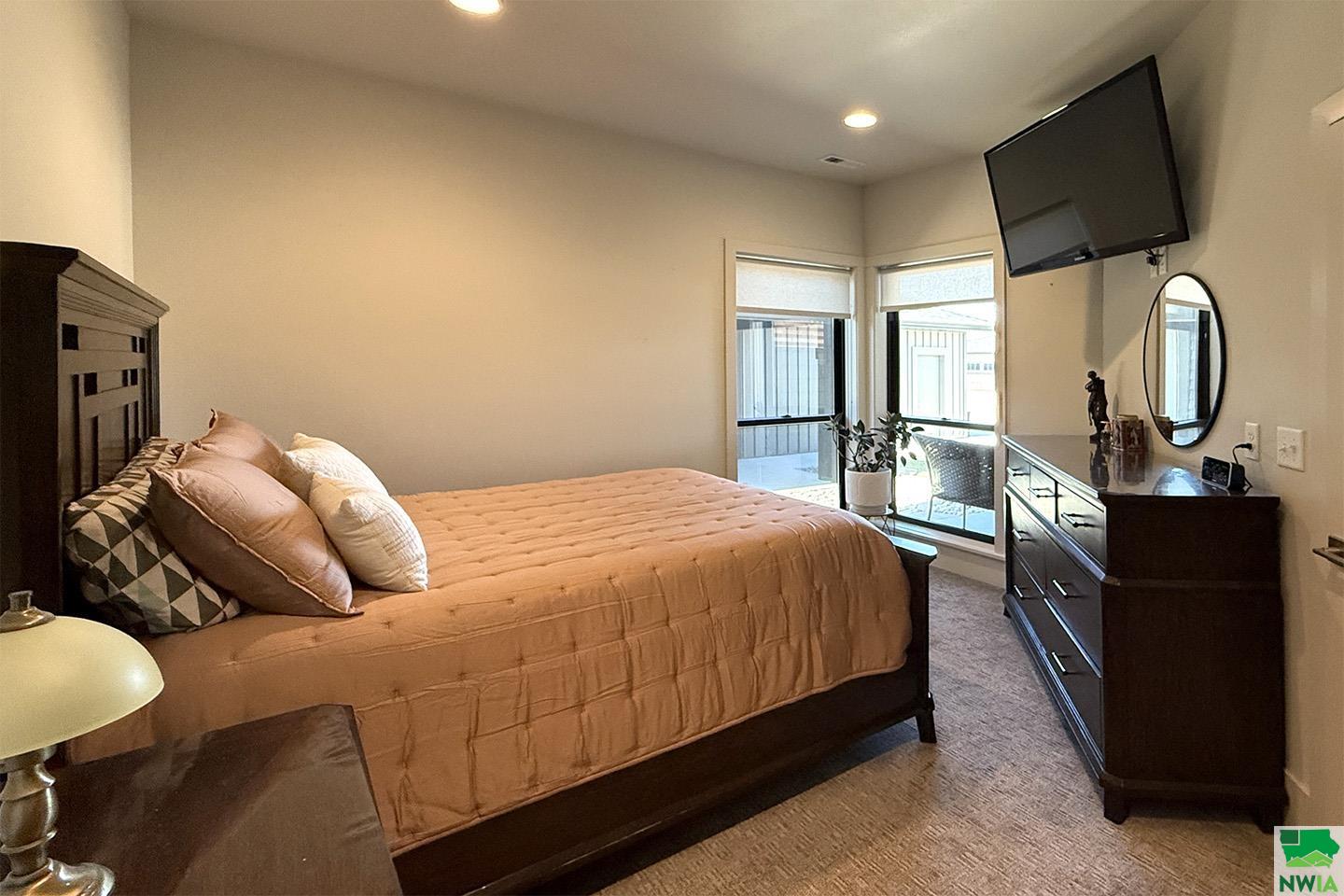 MLS #828213