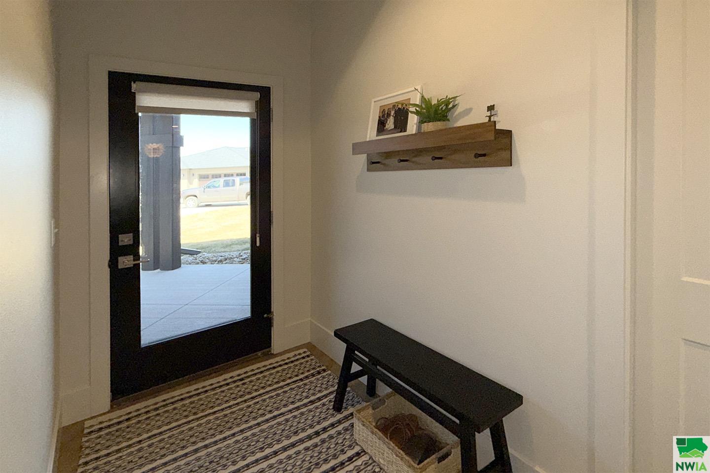 MLS #828213