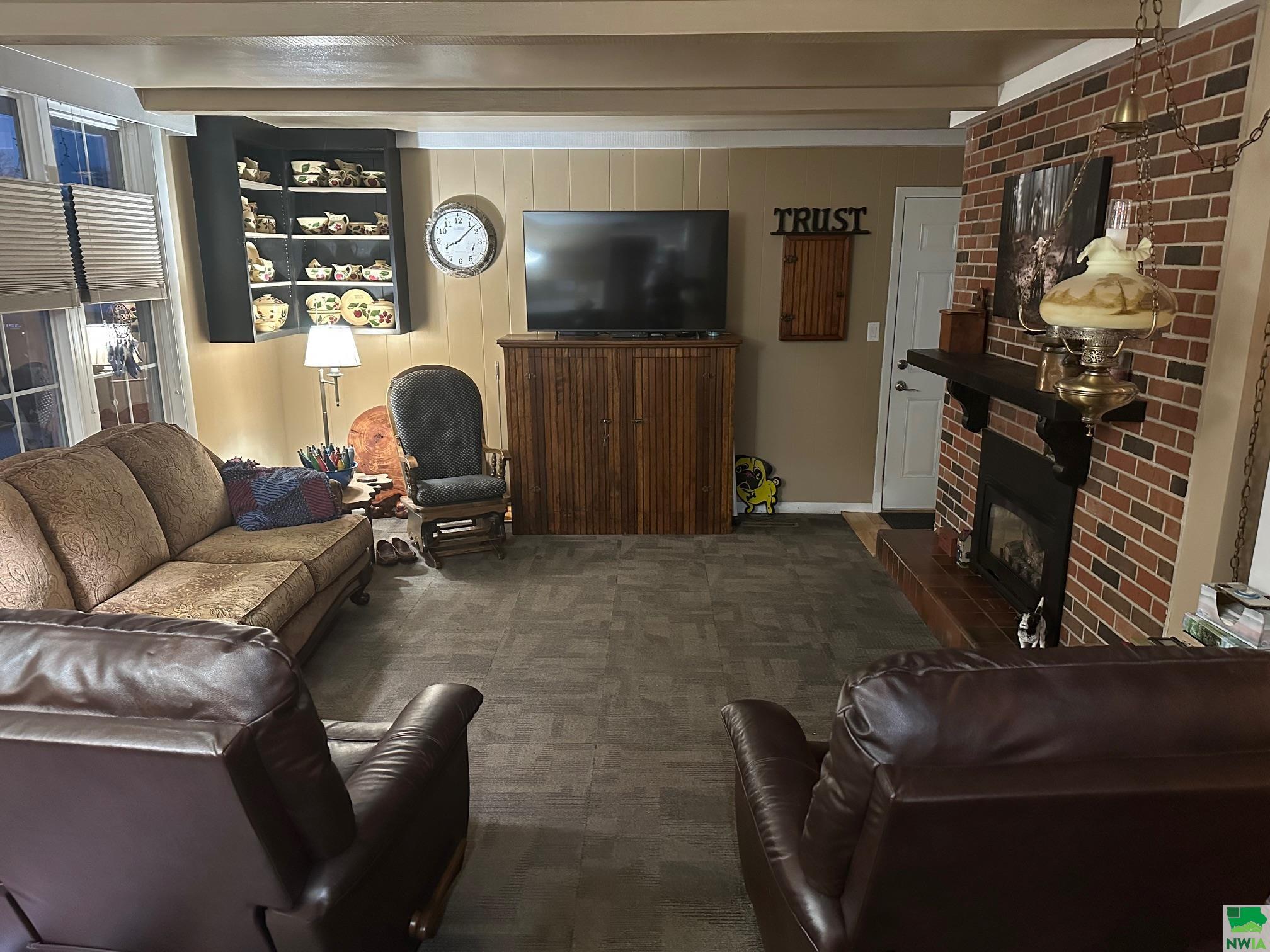 MLS #828221