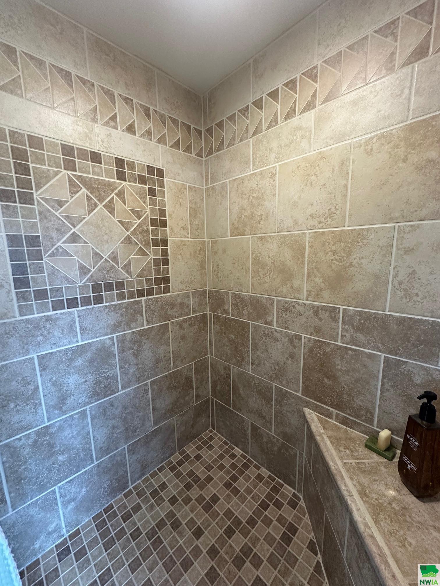 MLS #828221