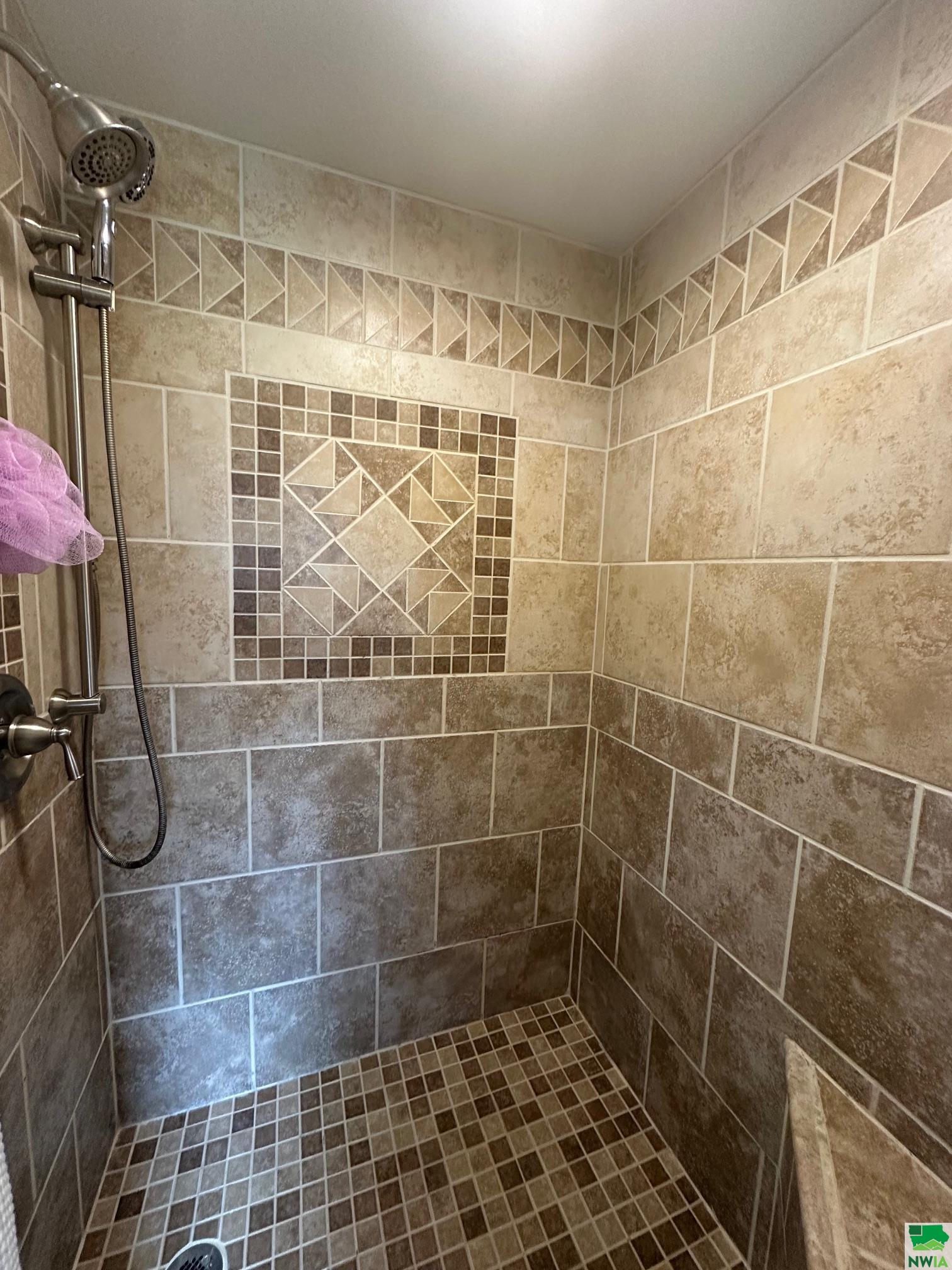 MLS #828221