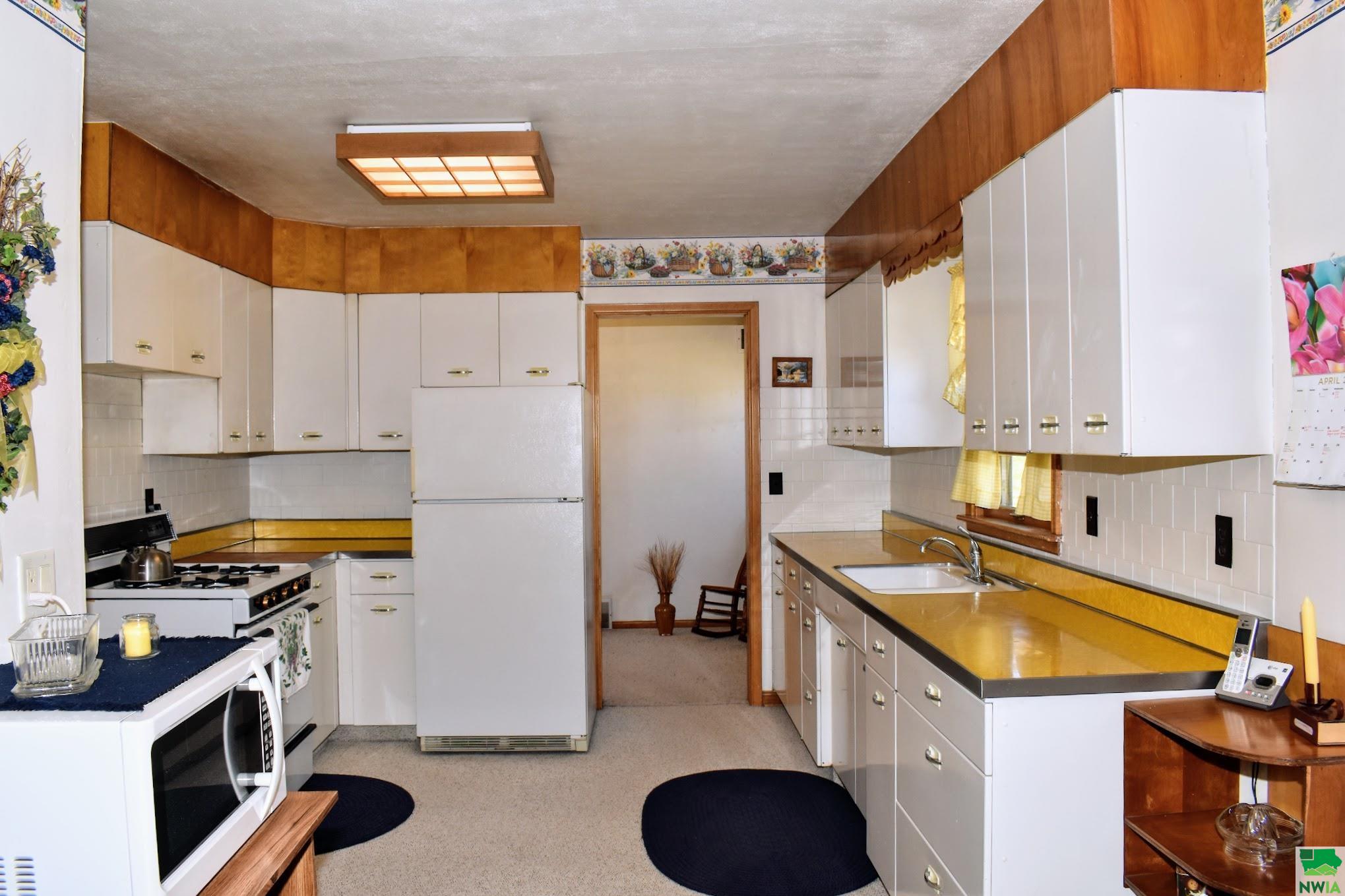 MLS #828222