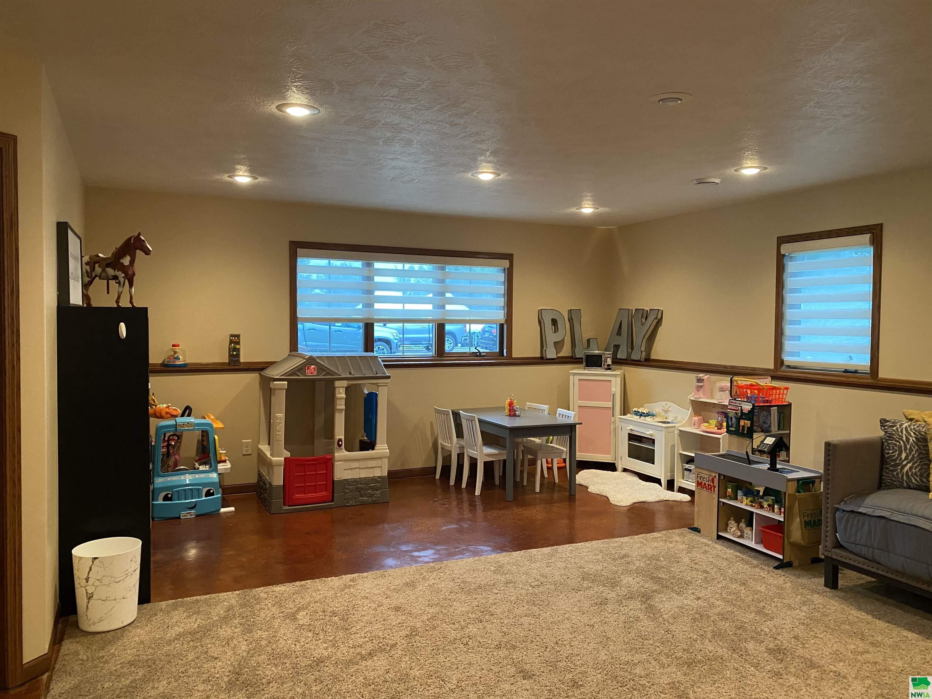 MLS #828227