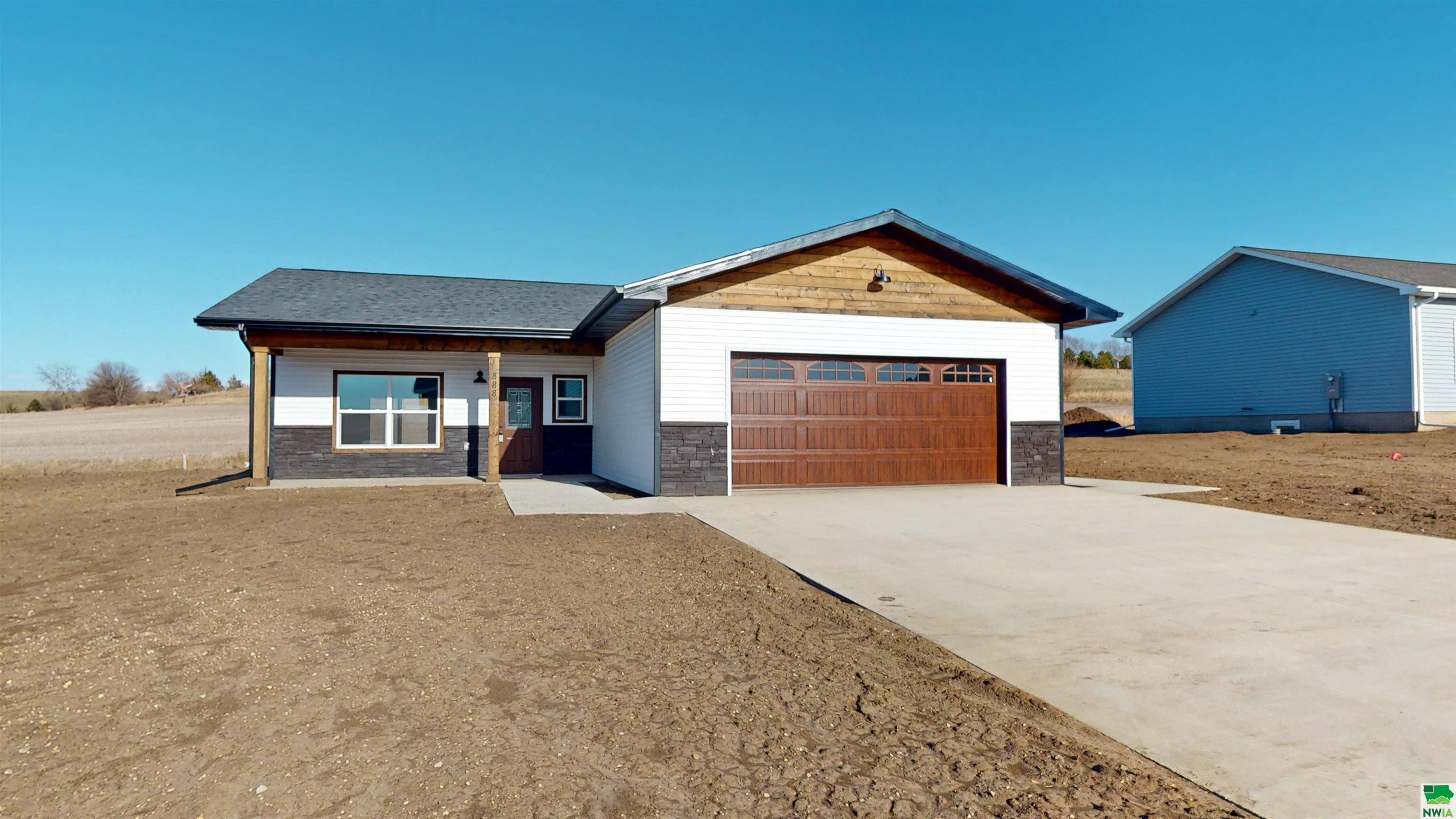888 ASTER DR, Cherokee, IA 51012 