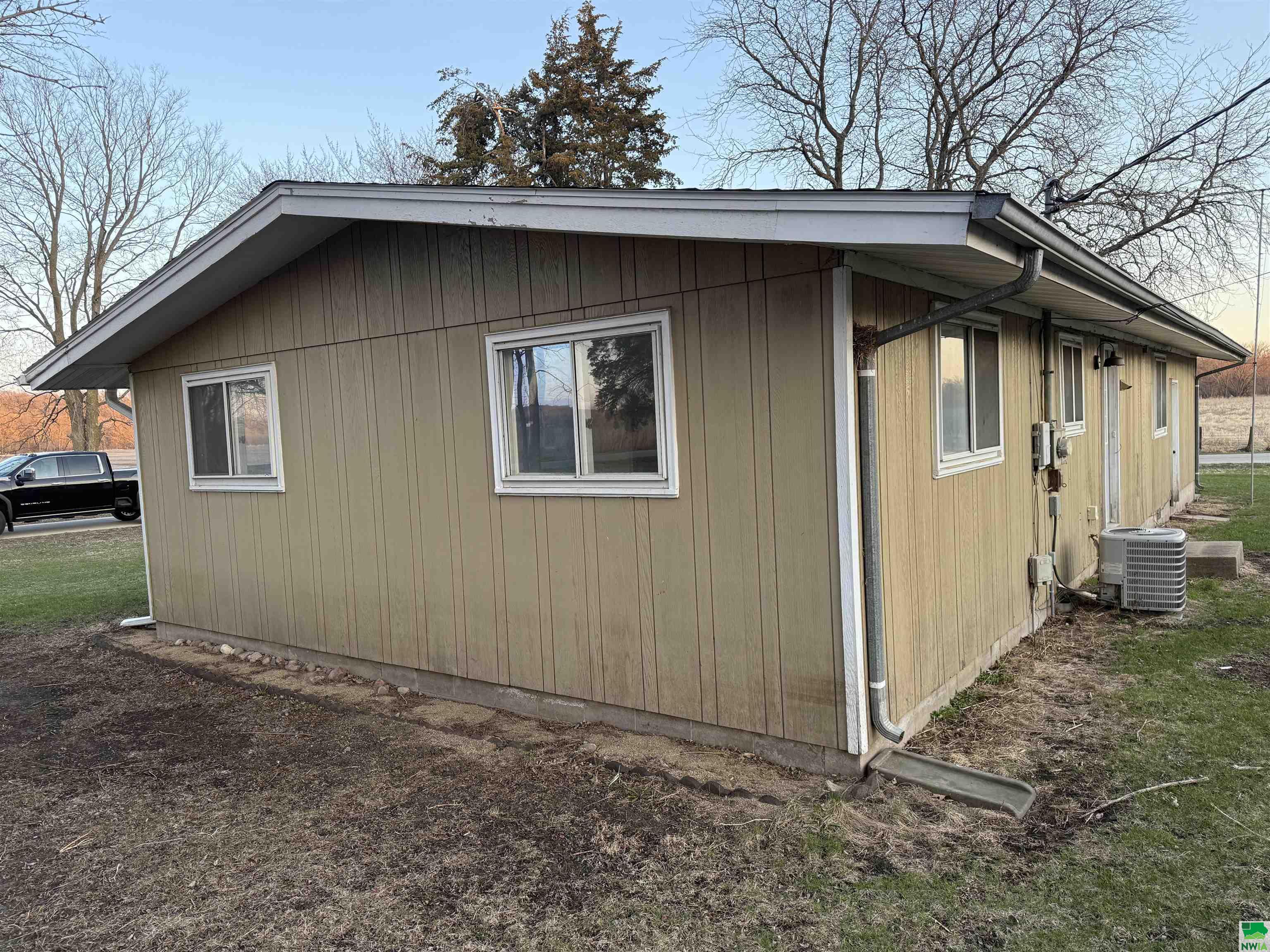 MLS #828229