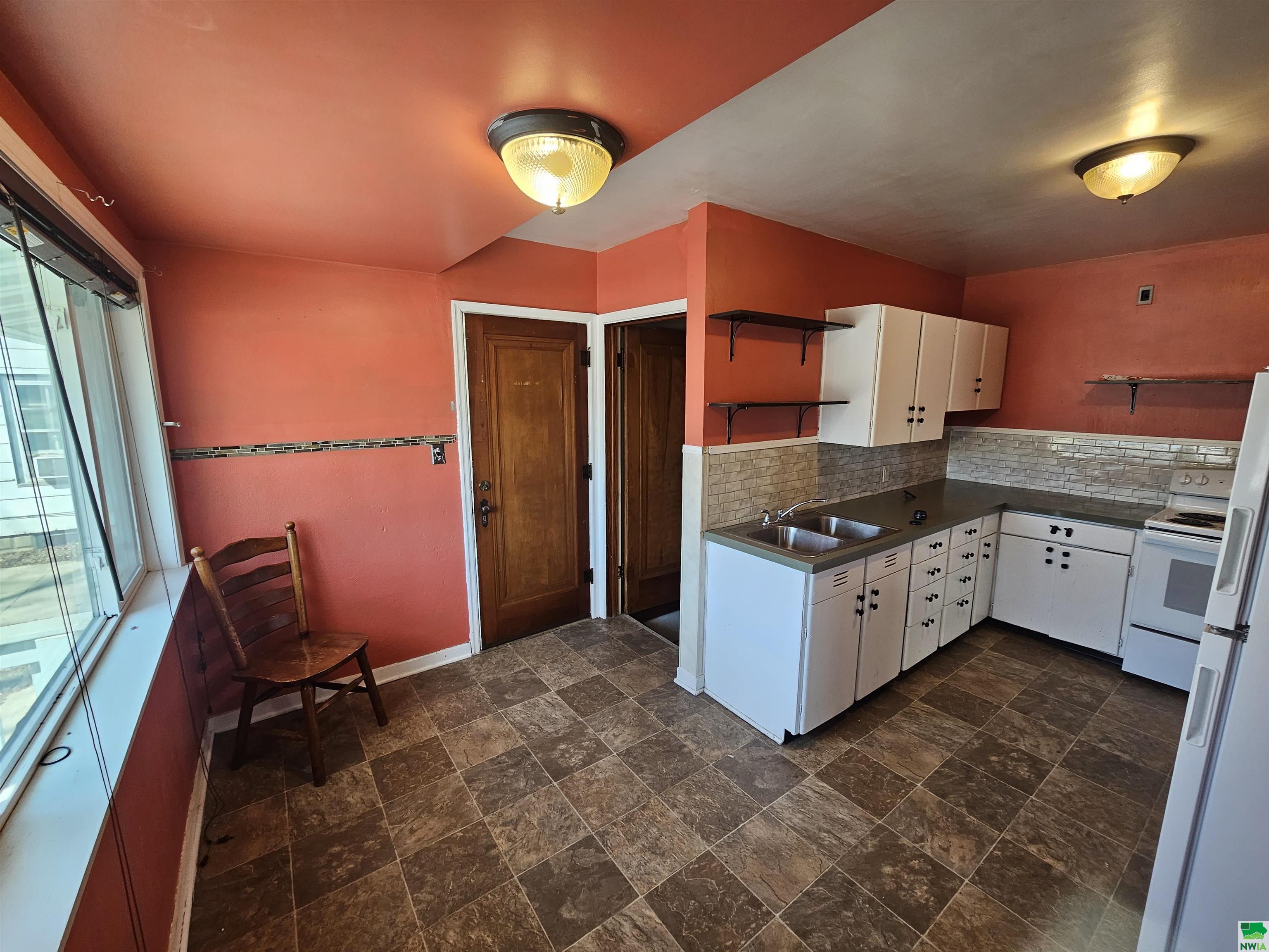 MLS #828231