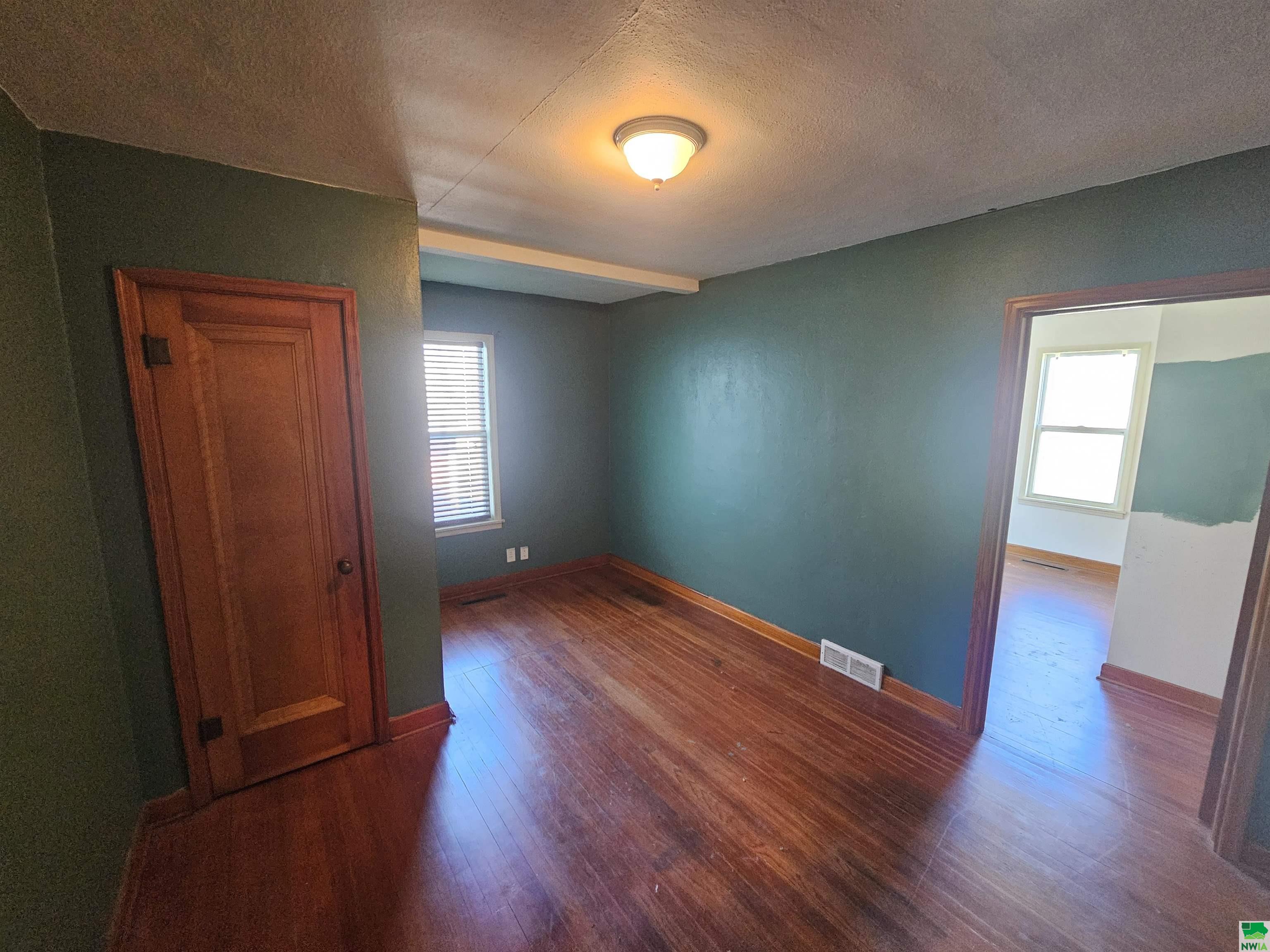 MLS #828231