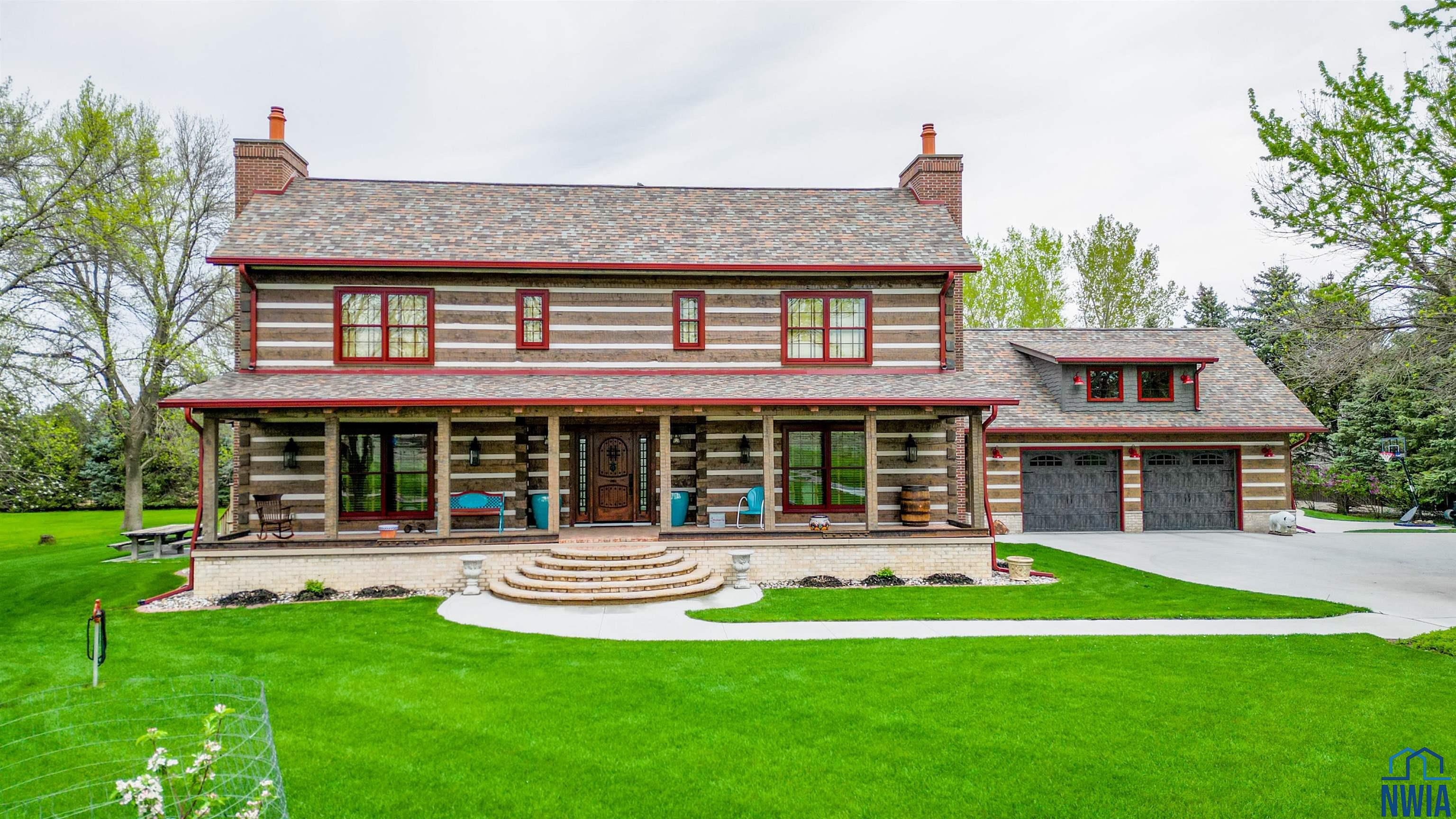 703 Timber Rd, Dakota Dunes, SD 57049 