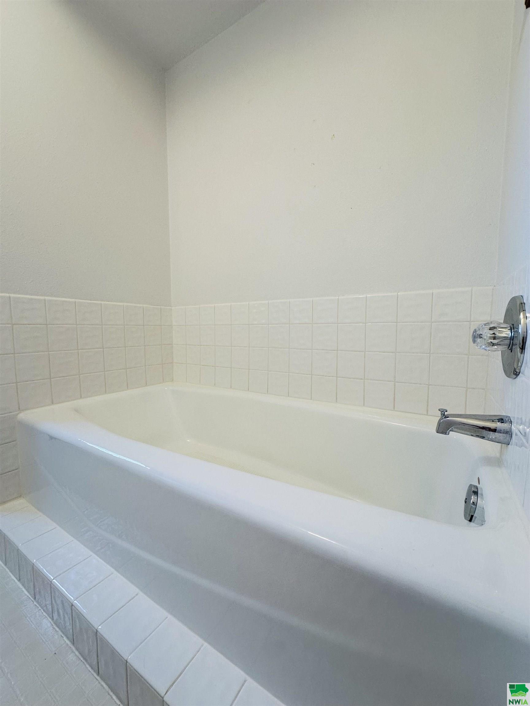 MLS #828243