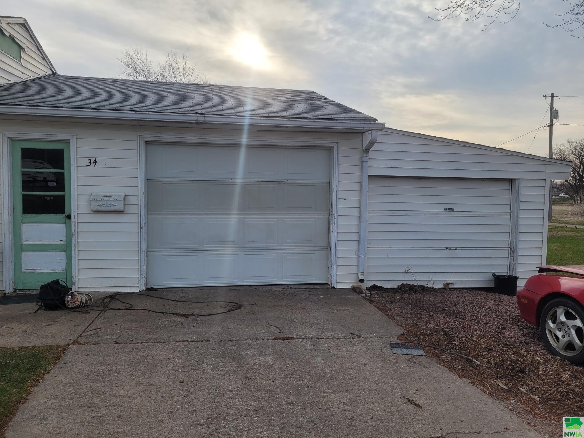 MLS #828244