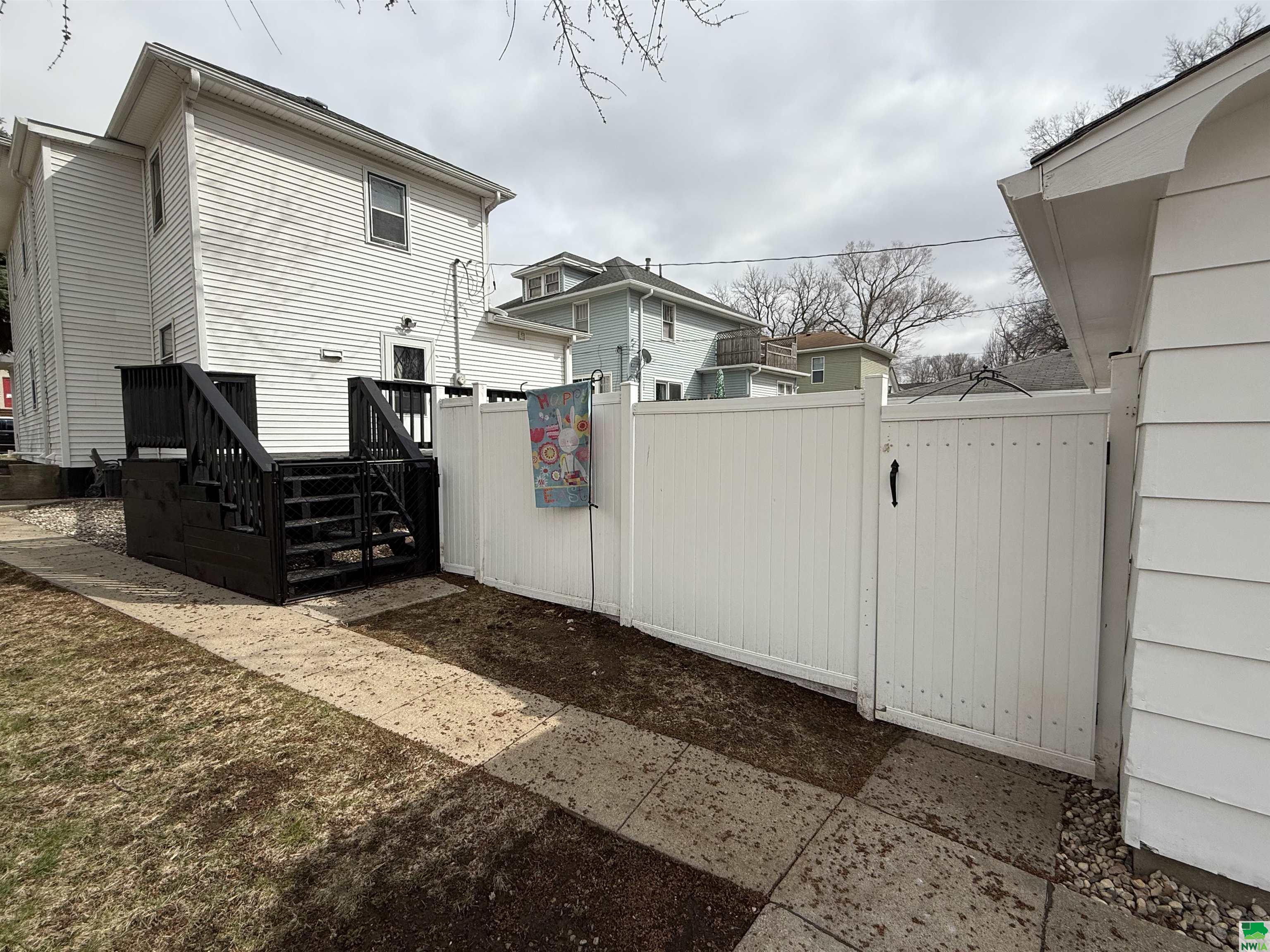 MLS #828247