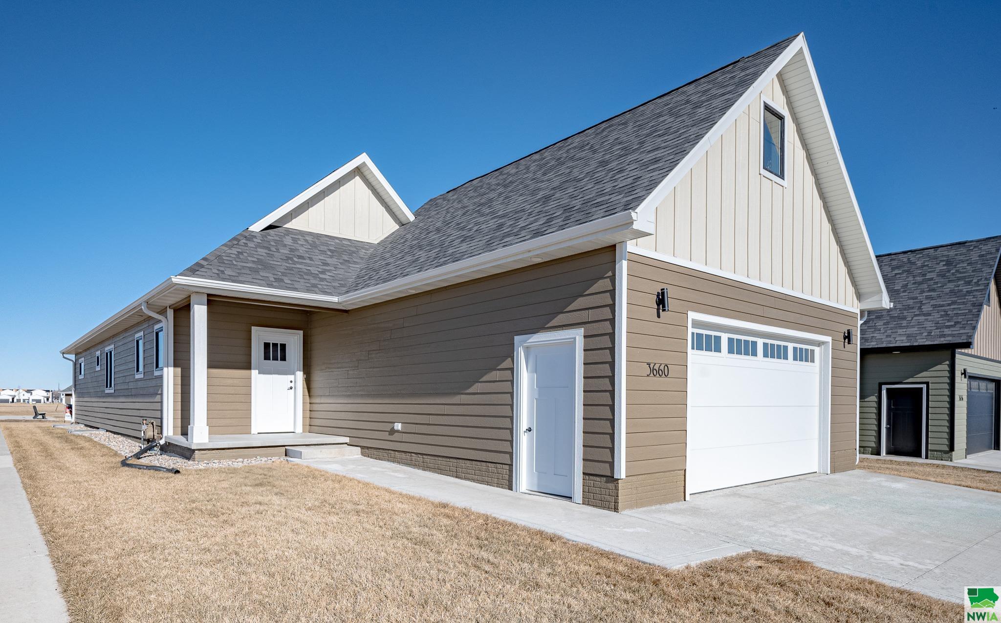 3660 PRAIRIE GRV, South Sioux City, NE 68776 