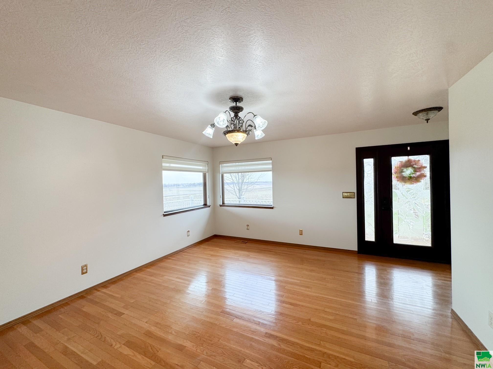 MLS #828249